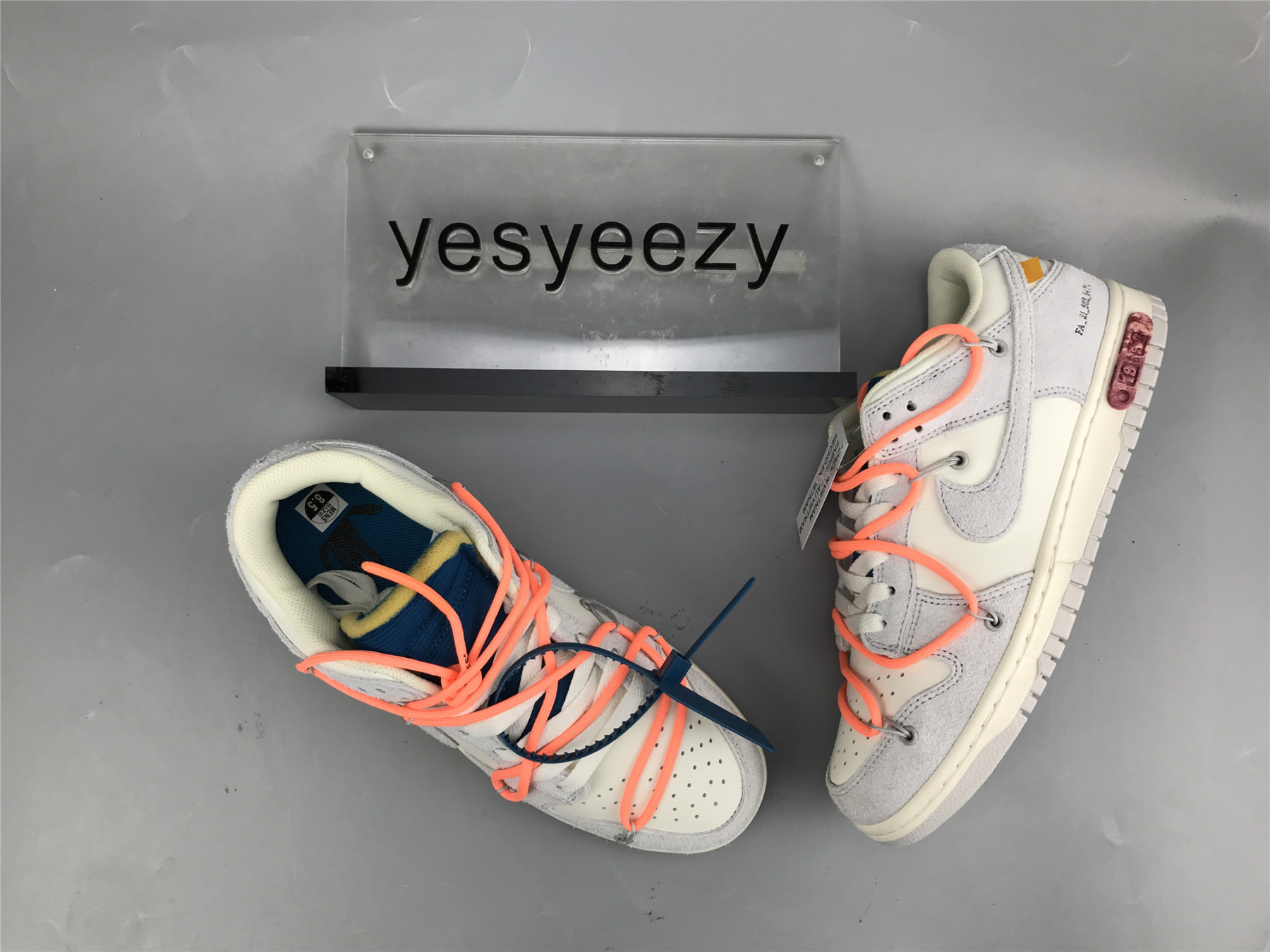 UA NIKE OFF-WHITE X DUNK LOW 