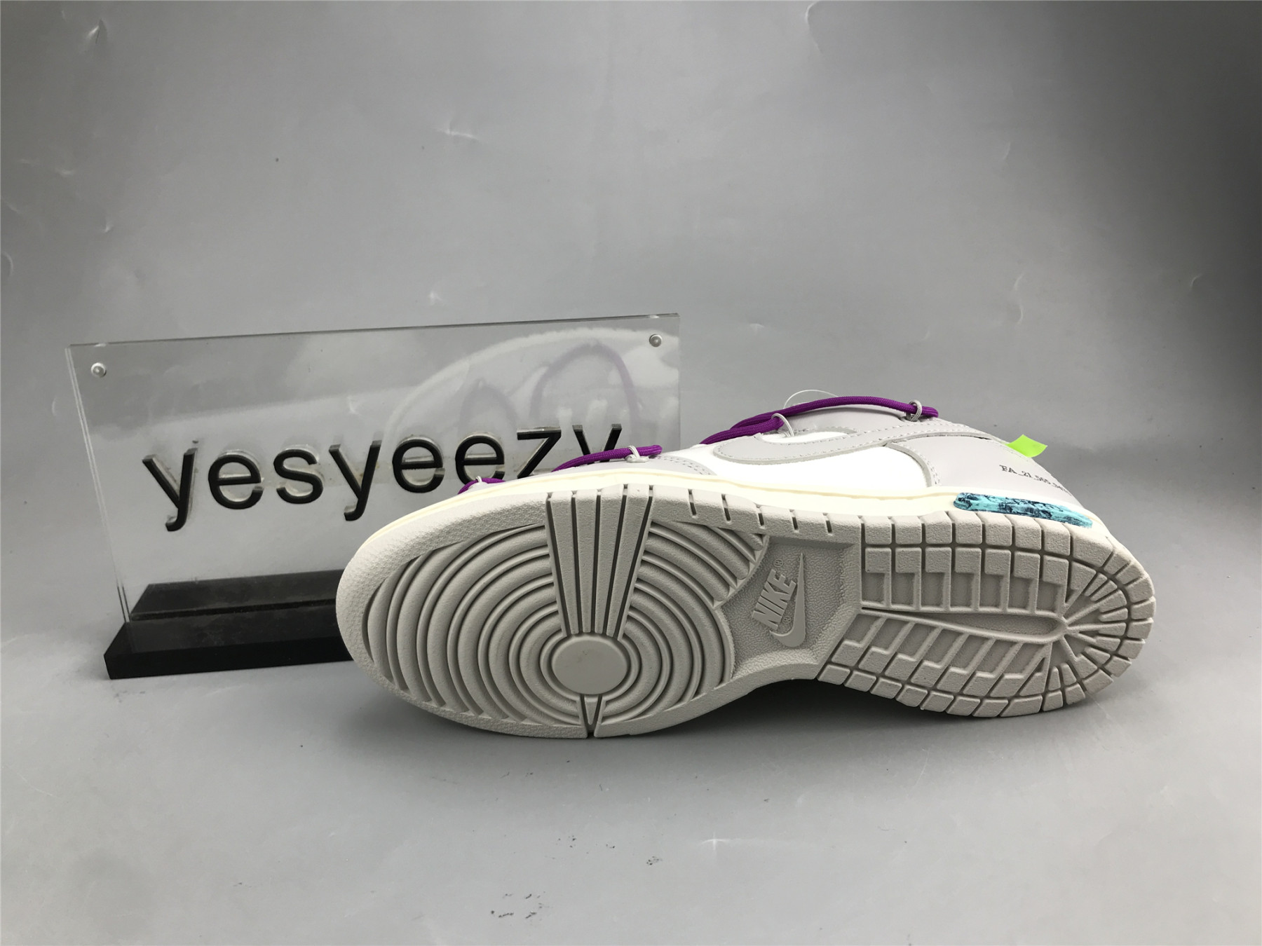 UA NIKE OFF-WHITE X DUNK LOW 