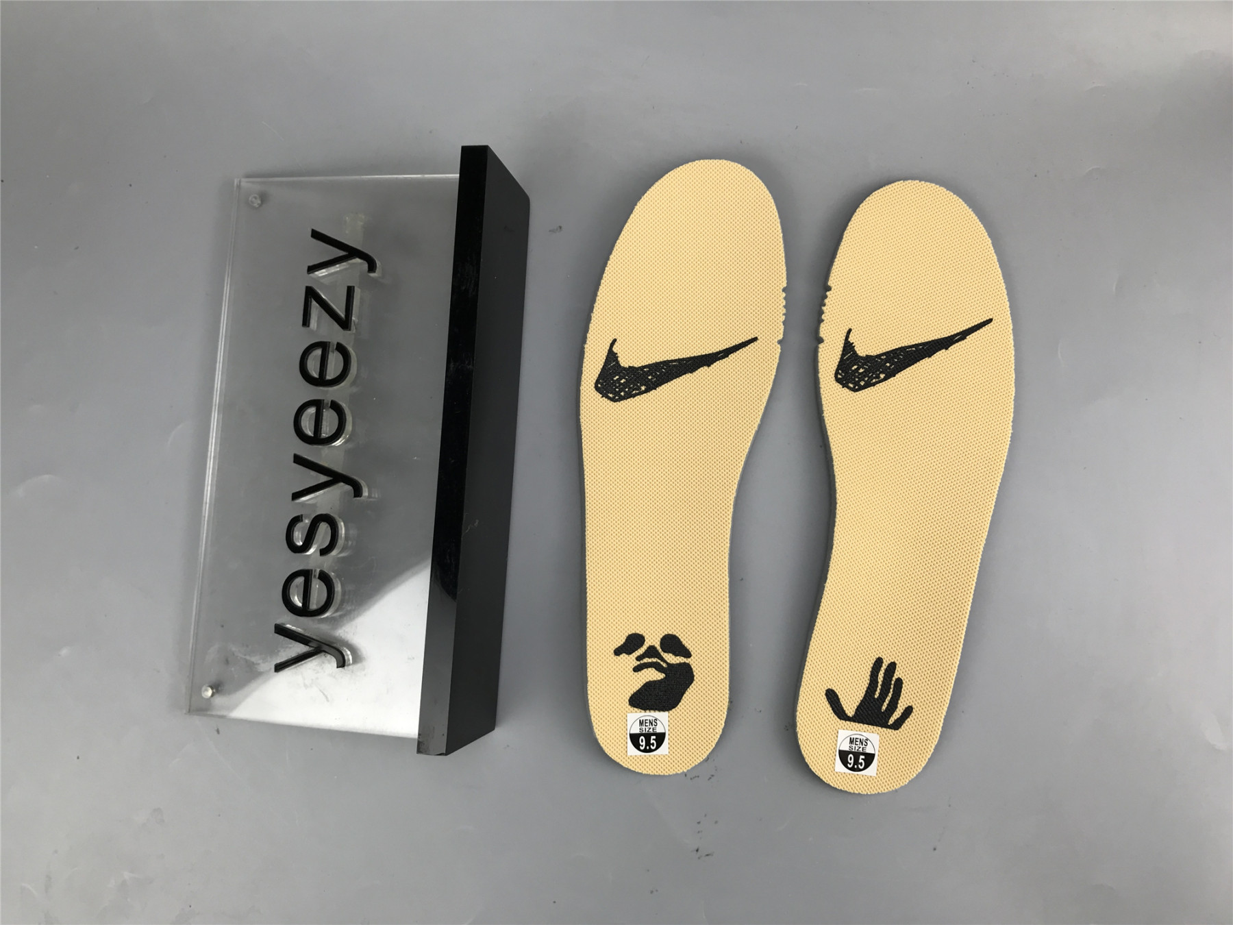 UA NIKE OFF-WHITE X DUNK LOW 