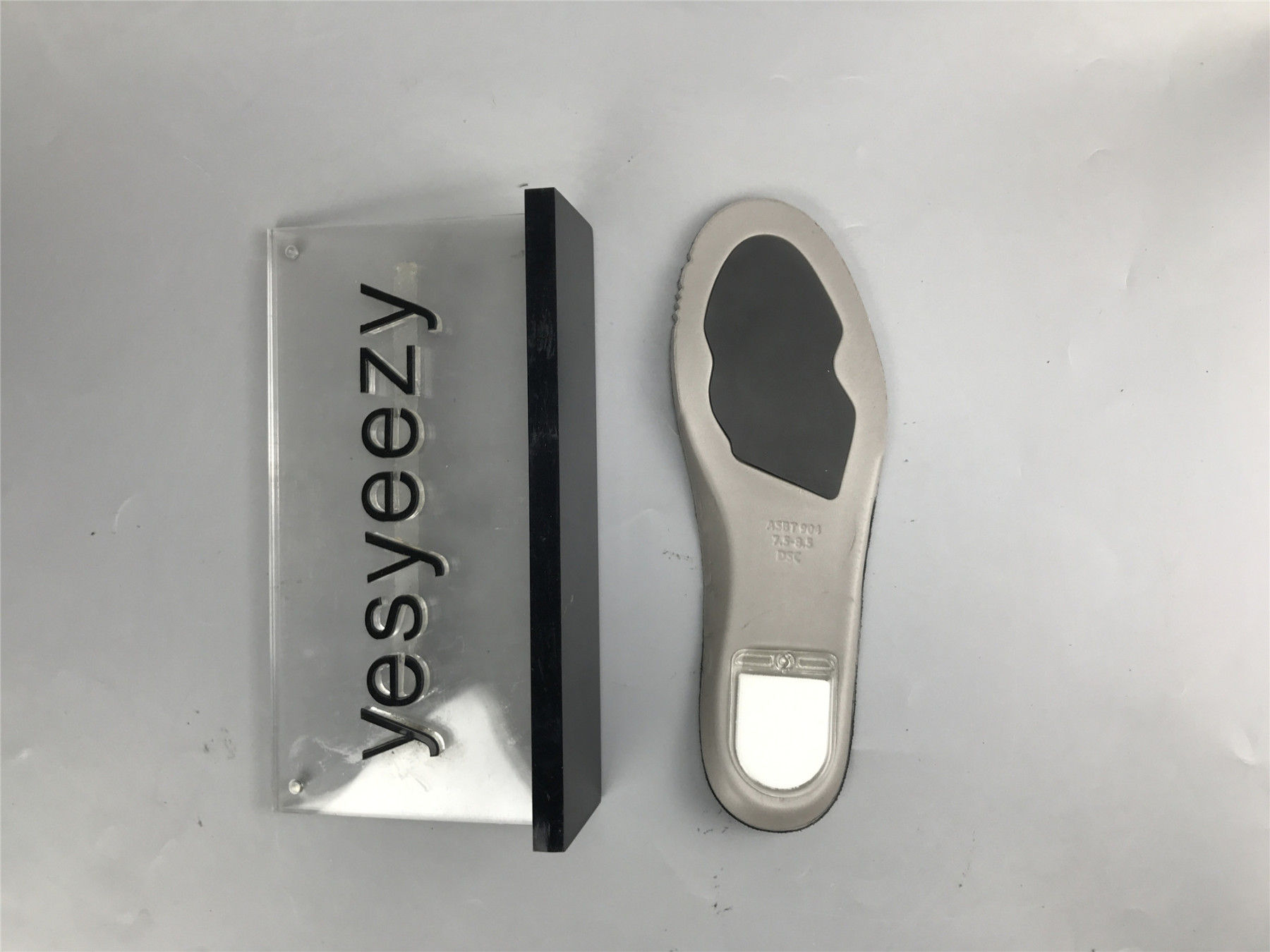 UA NIKE DUNK LOW PRO SB 