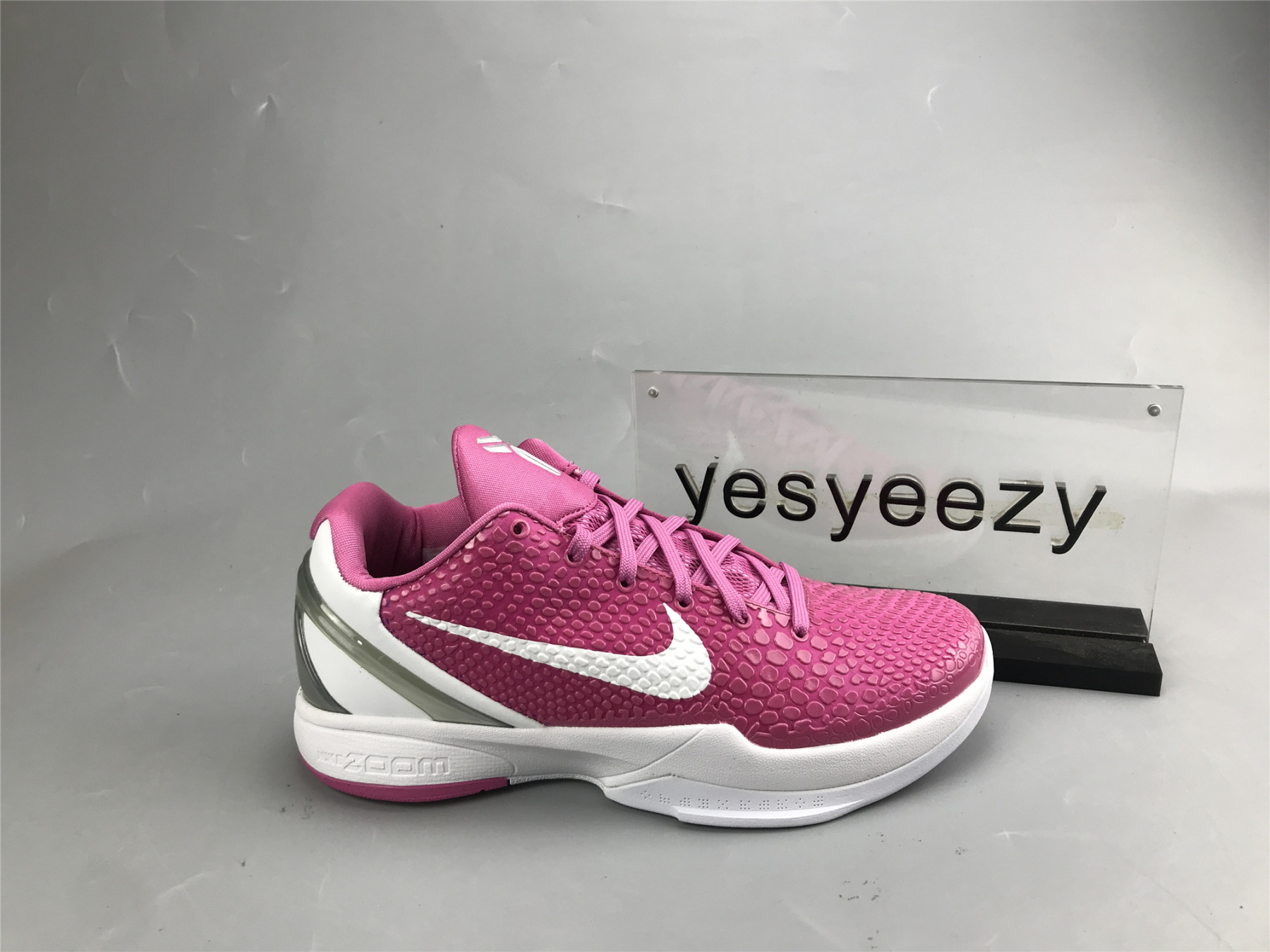 UA NIKE ZOOM KOBE 6 PROTRO 