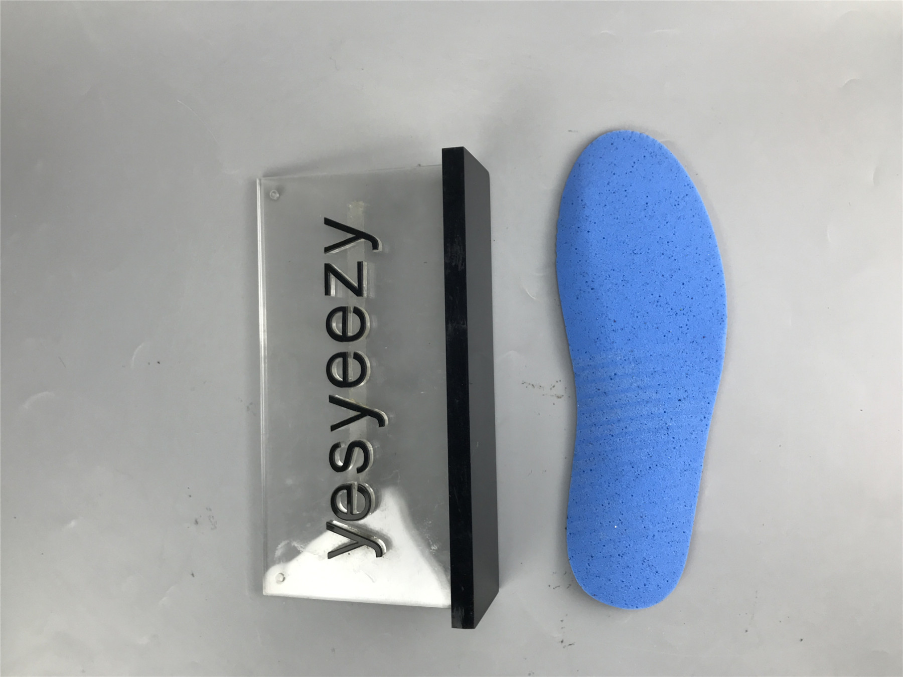 UA AIR JORDAN 12 RETRO 