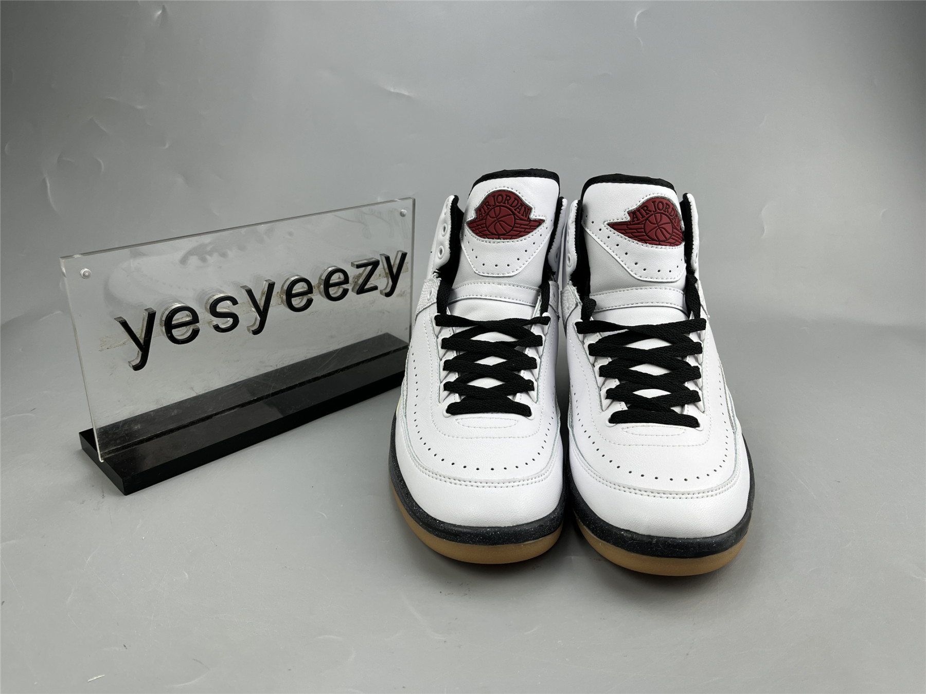 UA OFF WHITE X AIR JORDAN 2 LOW SP RED WHITE