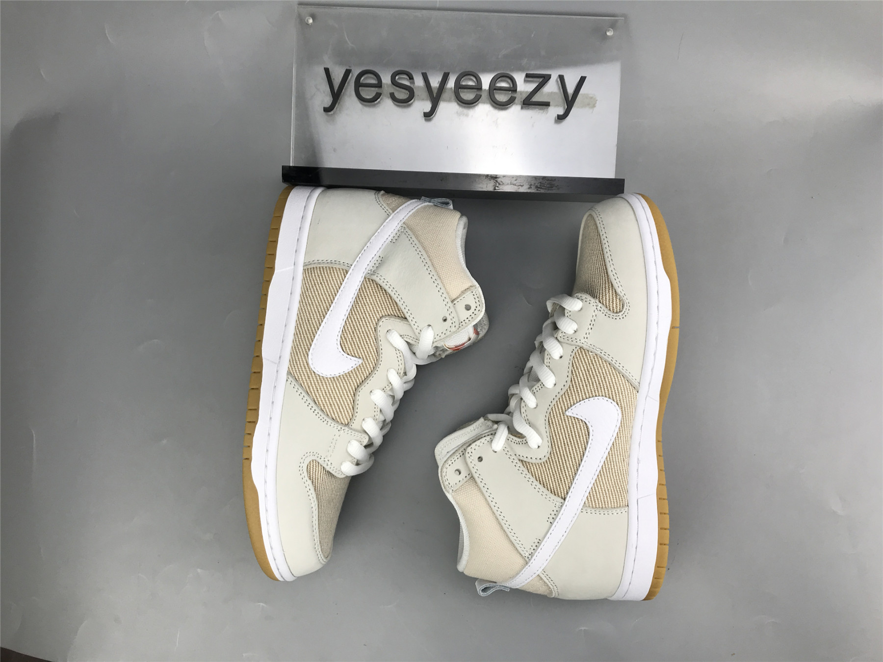 UA NIKE DUNK HIGH PRO ISO SB 