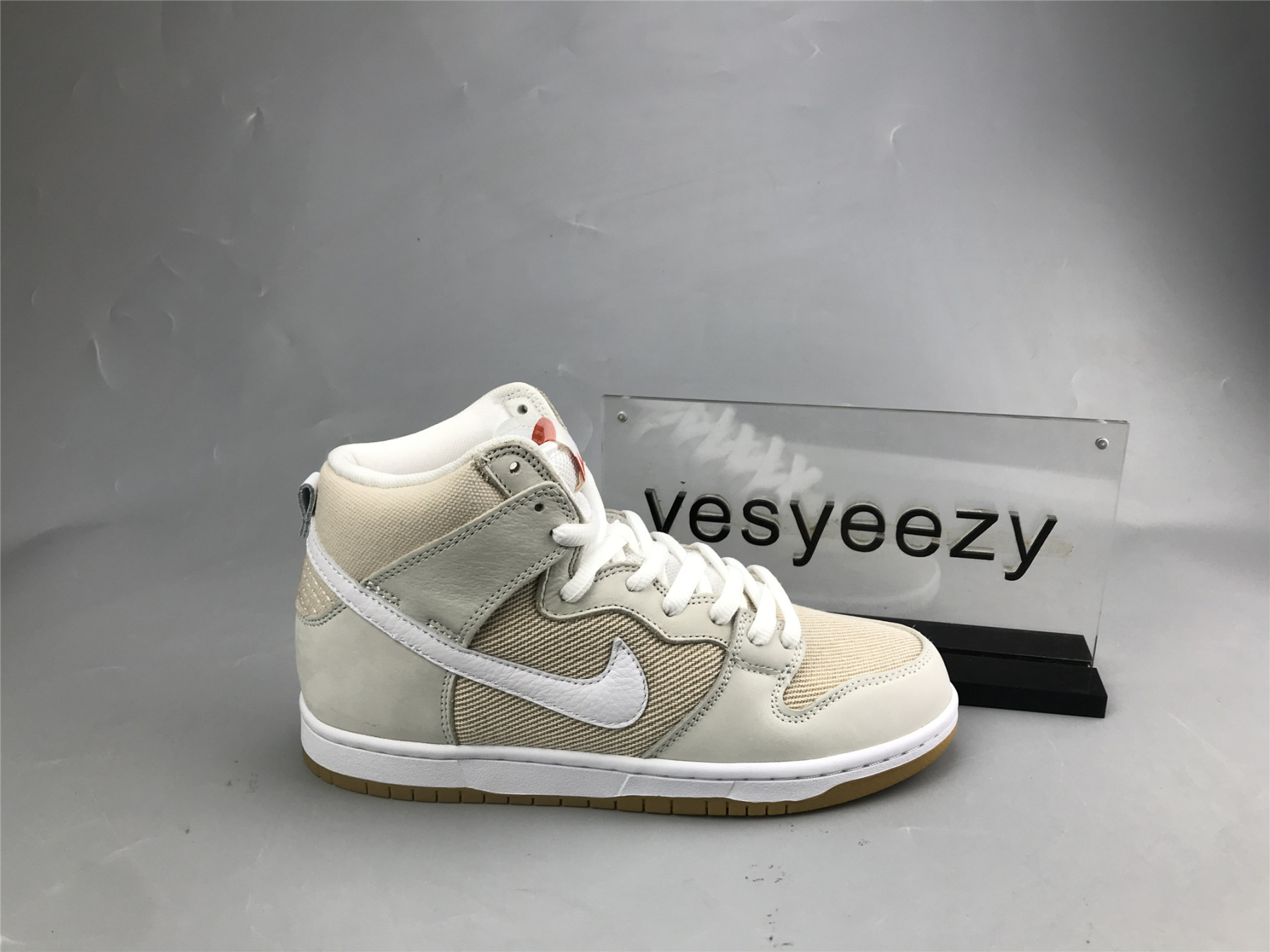 UA NIKE DUNK HIGH PRO ISO SB 