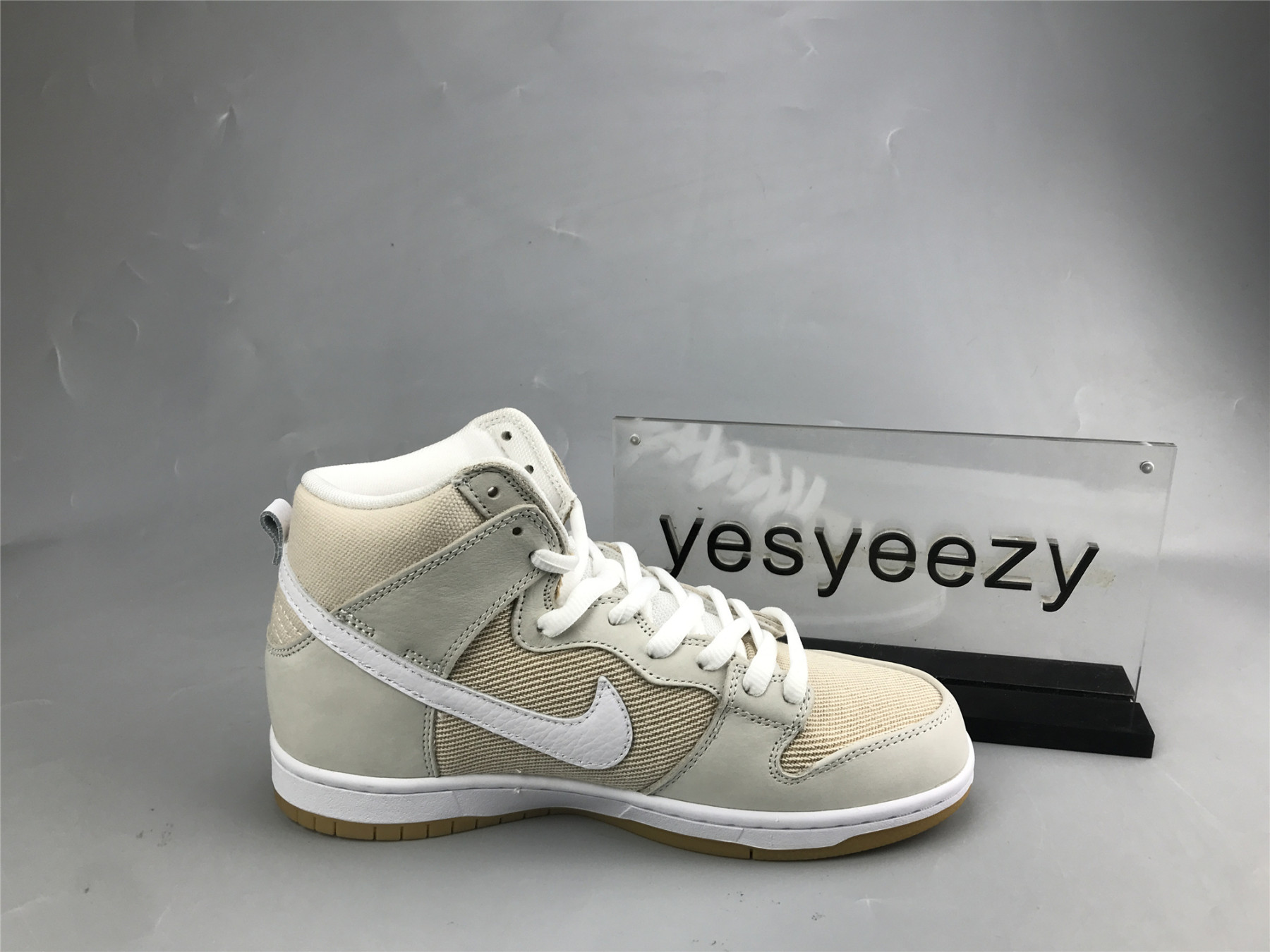 UA NIKE DUNK HIGH PRO ISO SB 