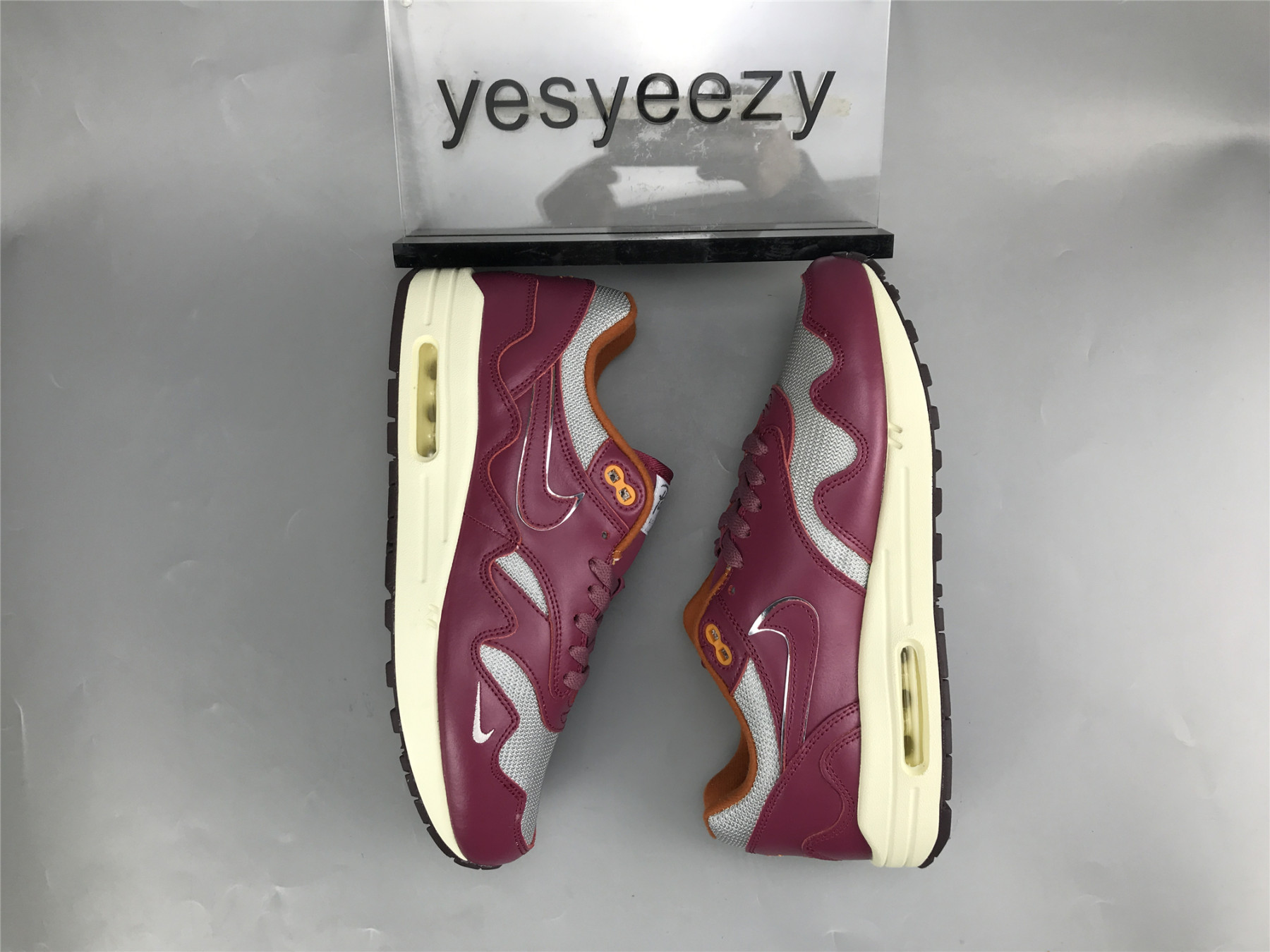 UA NIKE PATTA X AIR MAX 1 