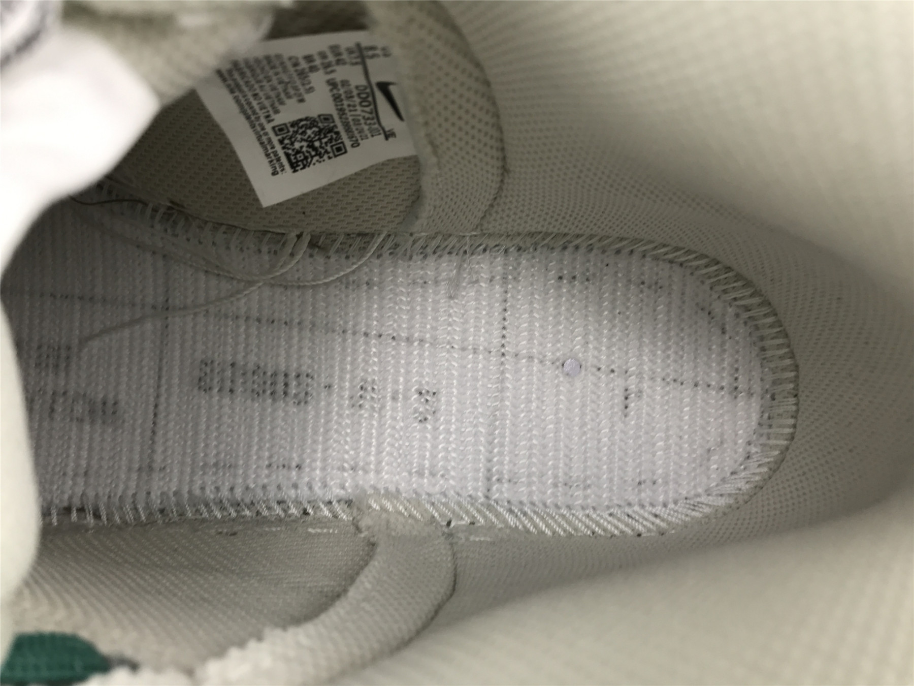 UA NIKE DUNK HIGH SE GS 