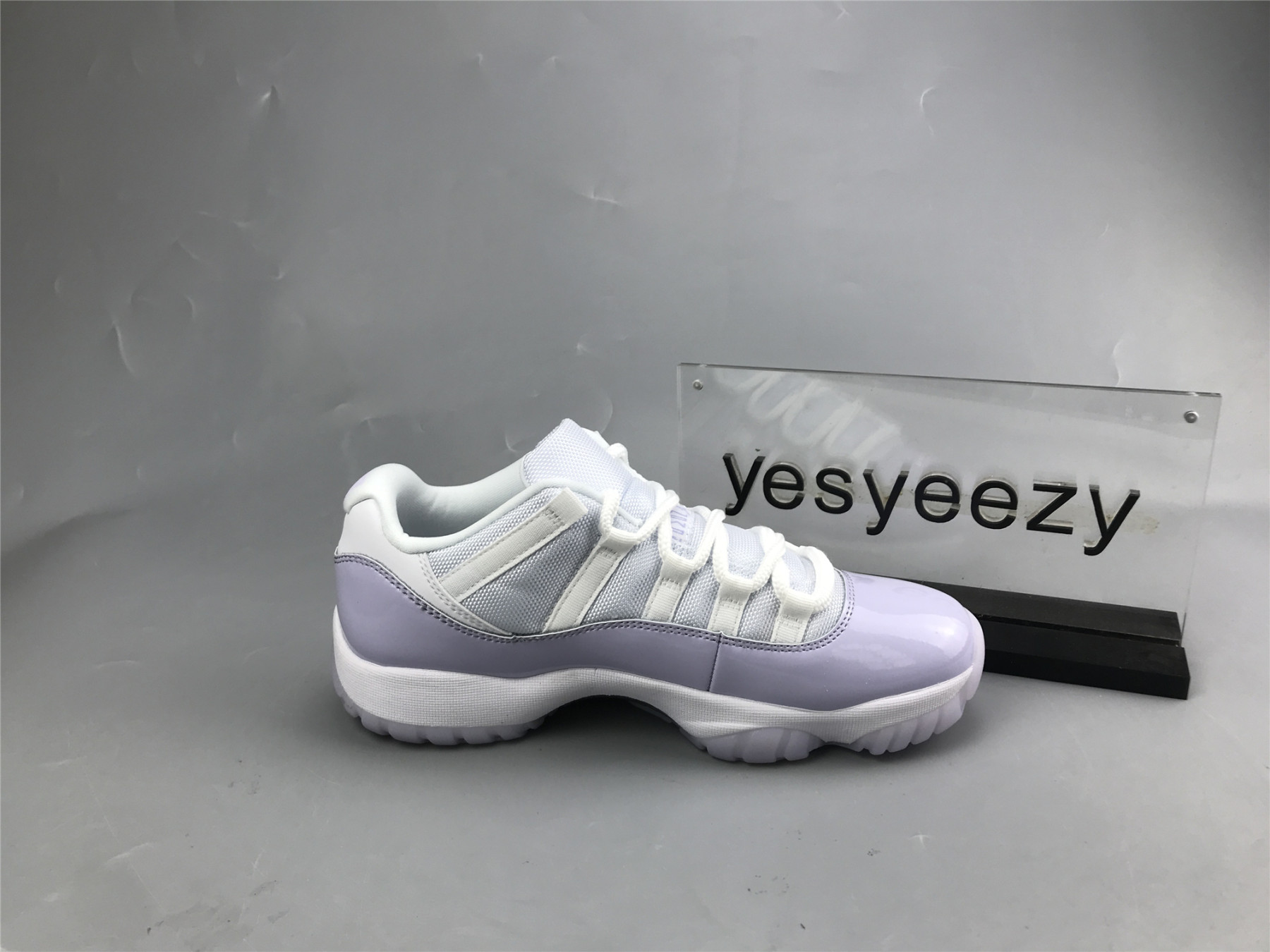UA AIR JORDAN 11 LOW "PURE VIOLET"