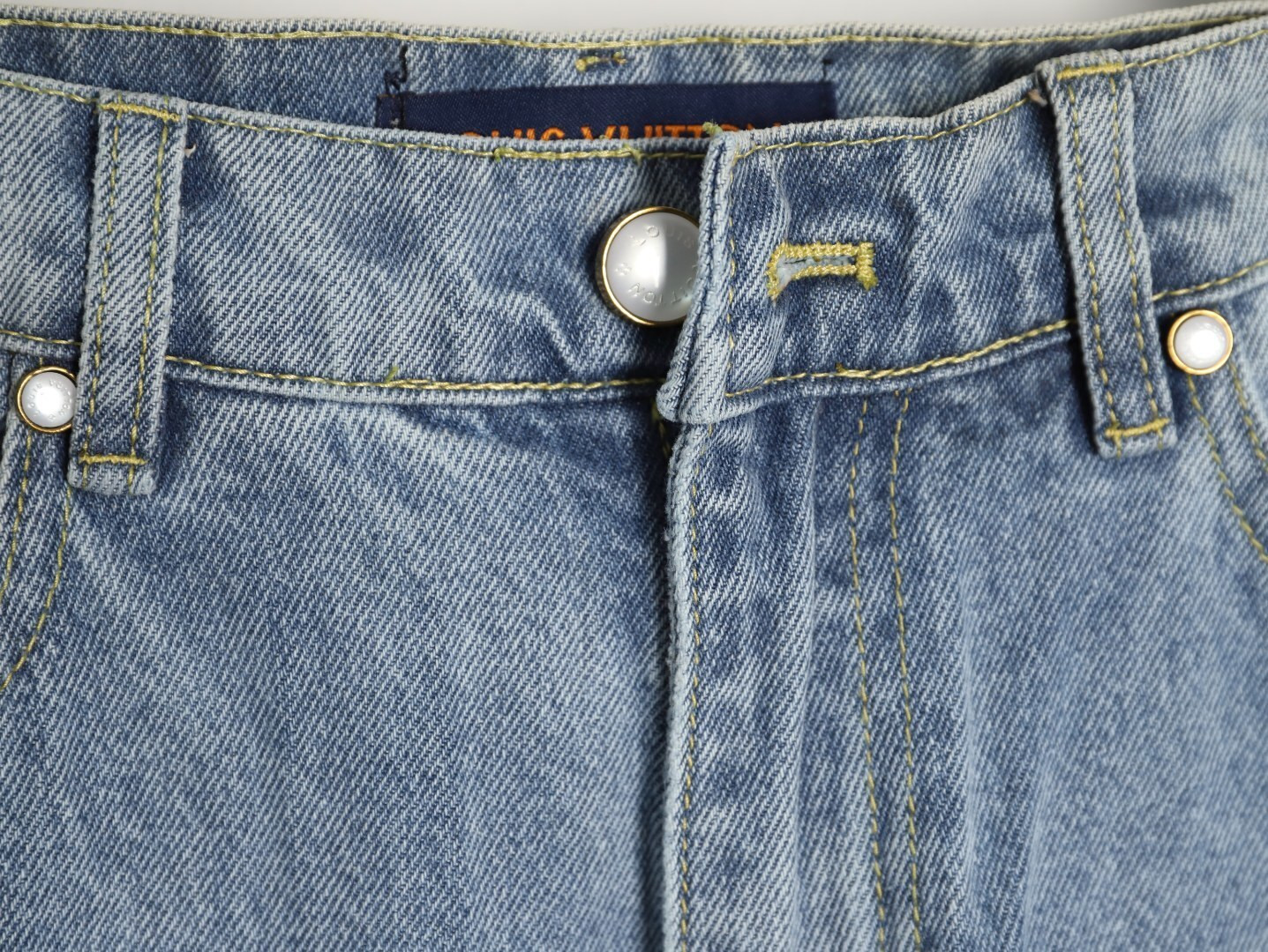 L0vis Vvtt0n 25FW Jeans Suit