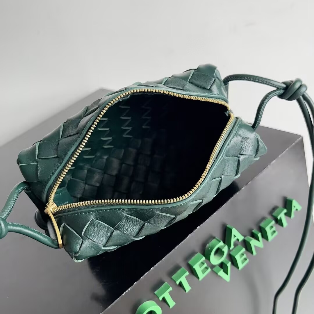 B0tt*ga Ven*ta Small Loop Cross-Body Bag 17x10x6cm