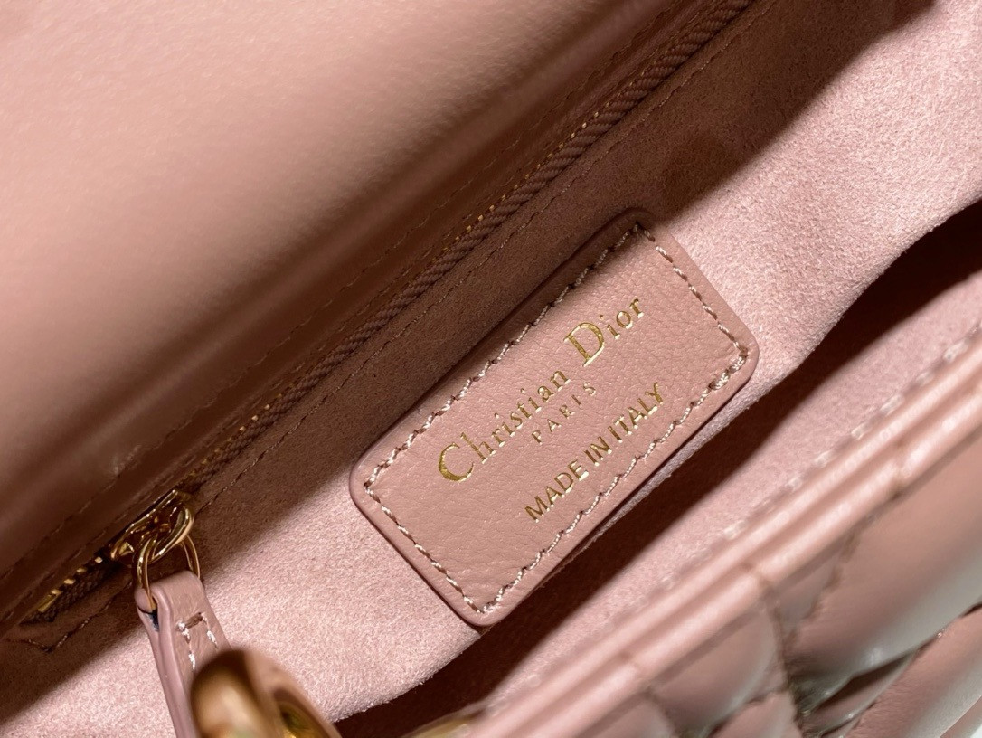 D10r MINI LADY 17x15x7cm