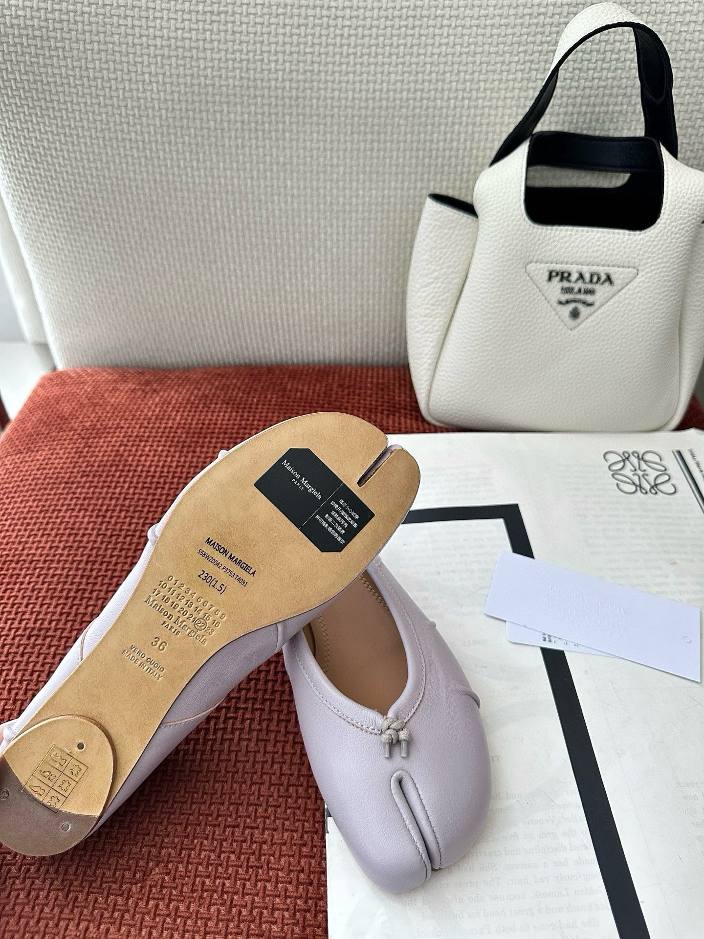 UA Ma1s0n Marg*e1a Tabi Leather Ballet Flats