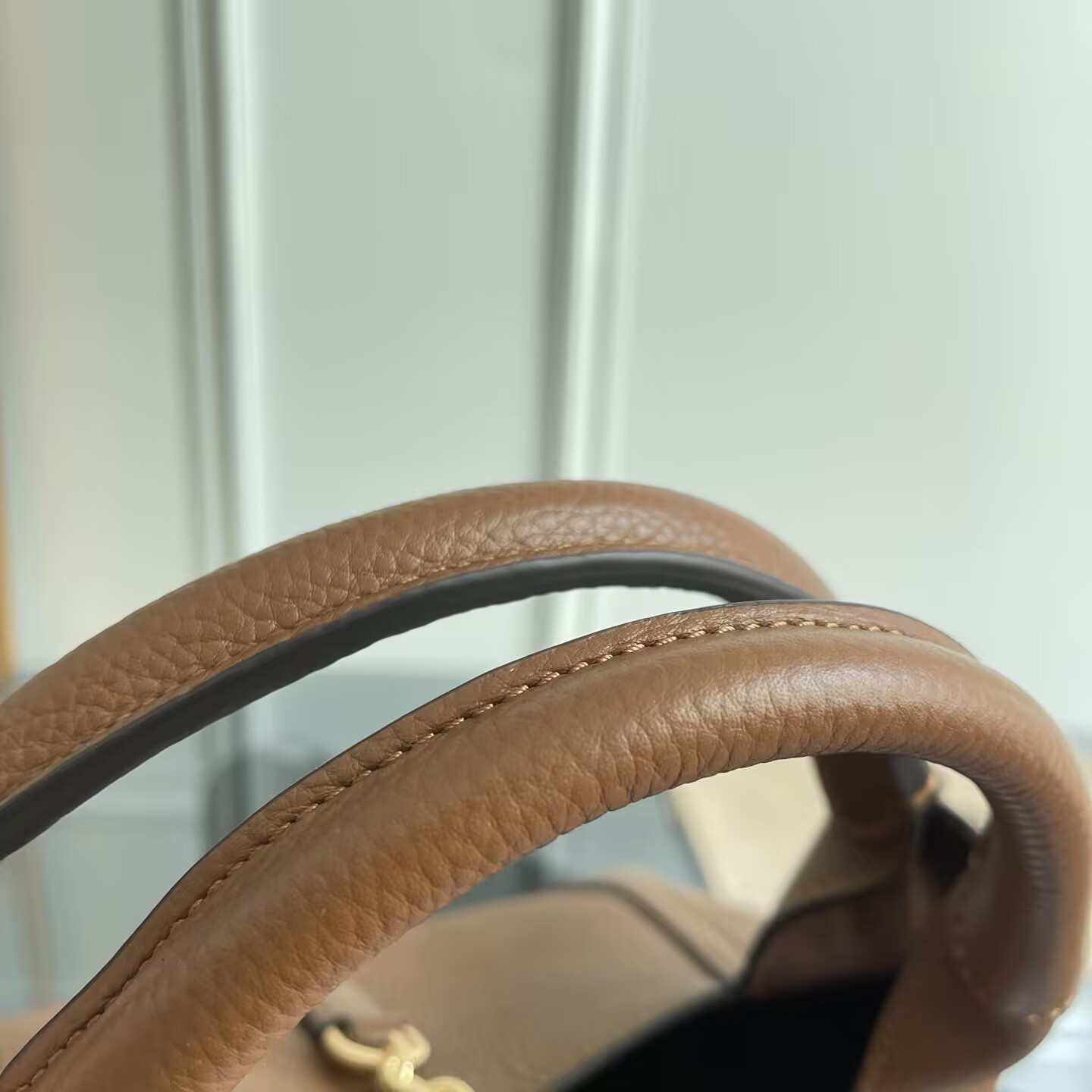 Gvc*1 Softbit Shoulder Bag 27.5x21x16cm