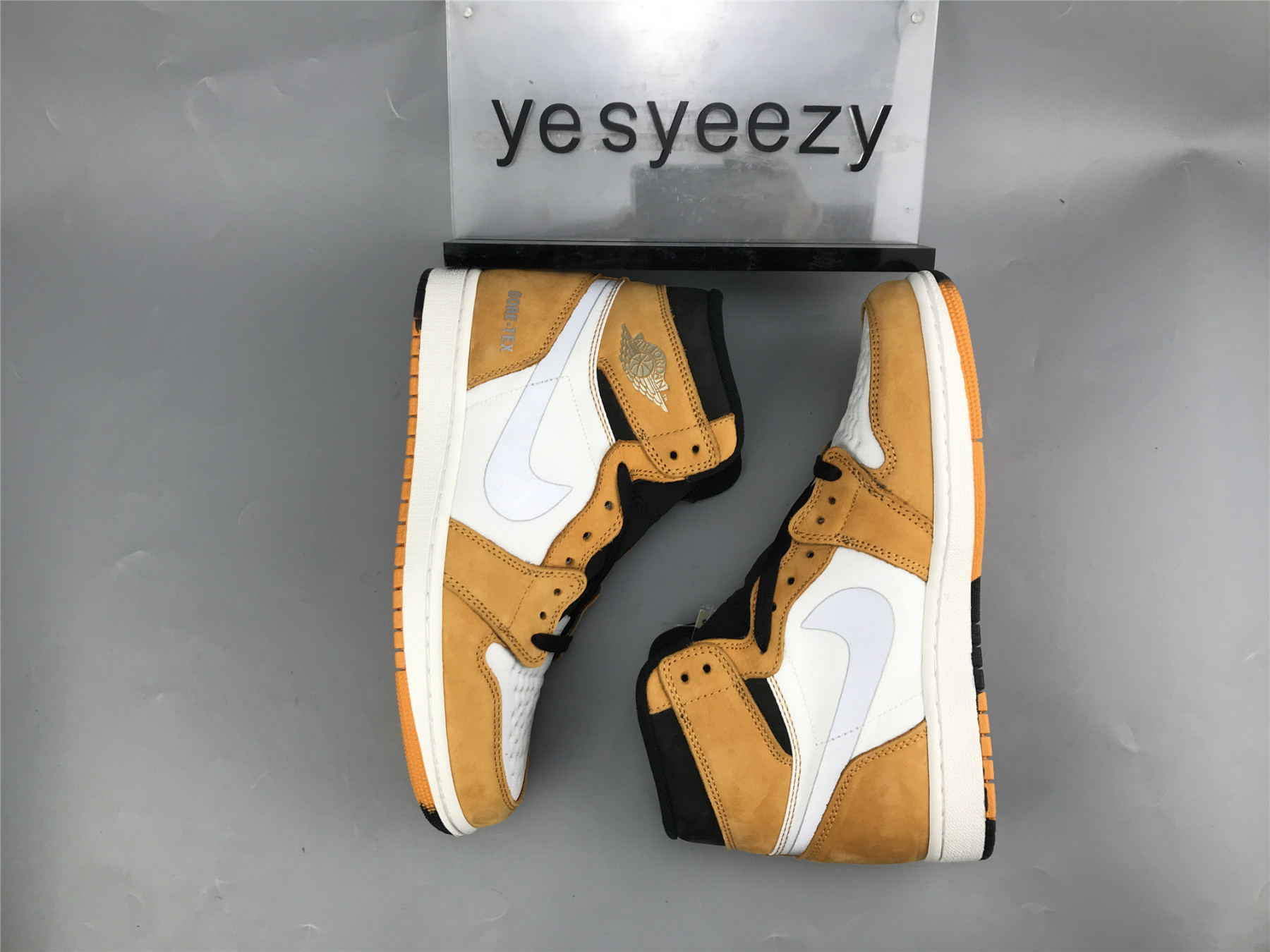 UA AIR JORDAN 1 HIGH ELEMENT GORE-TEX 