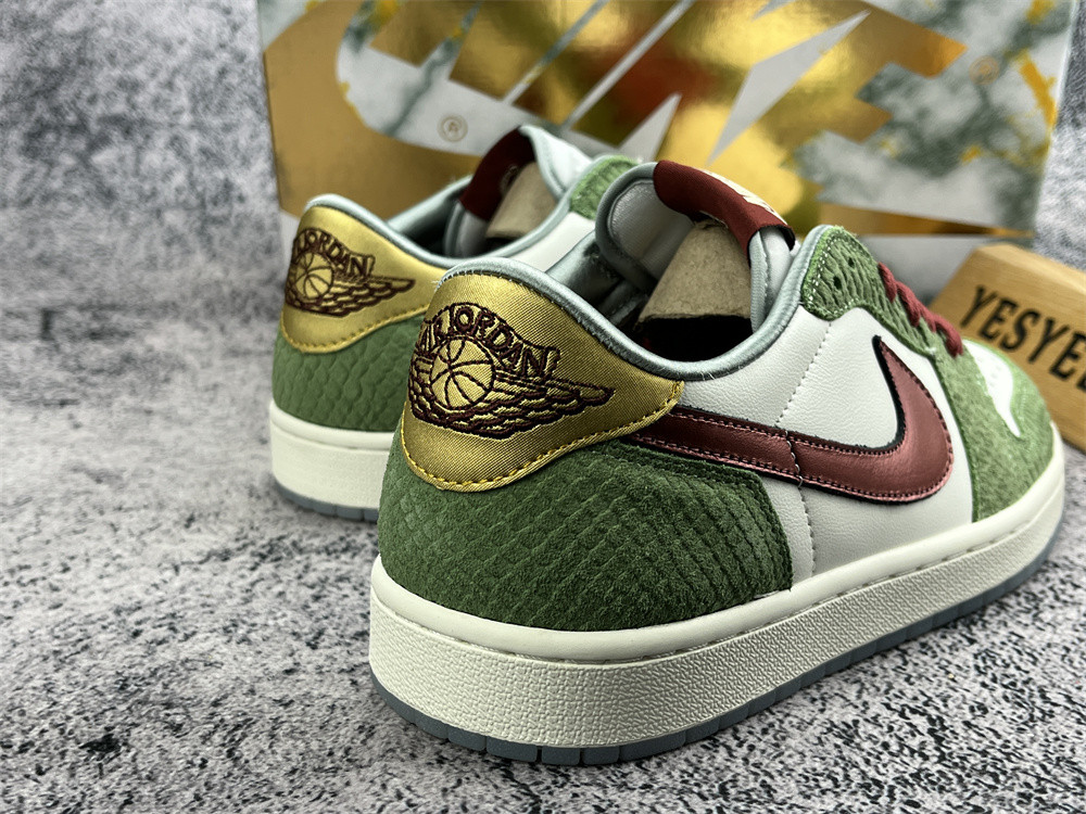 UA AIR JORDAN 1 RETRO LOW OG 