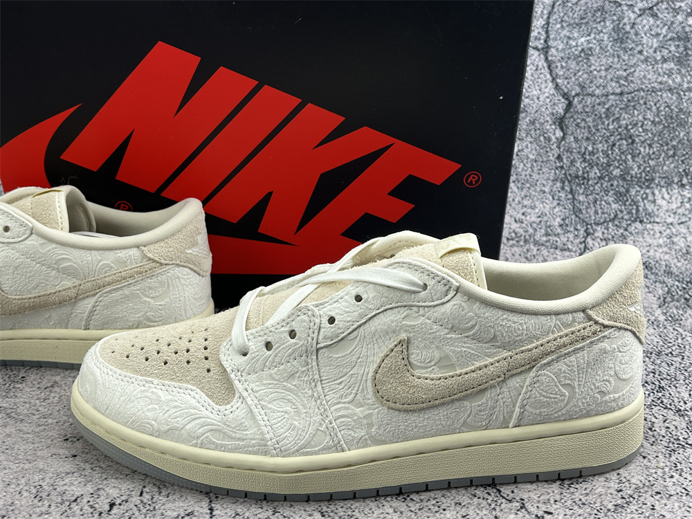 UA CHRIS PAUL X AIR JORDAN 1 RETRO LOW OG 