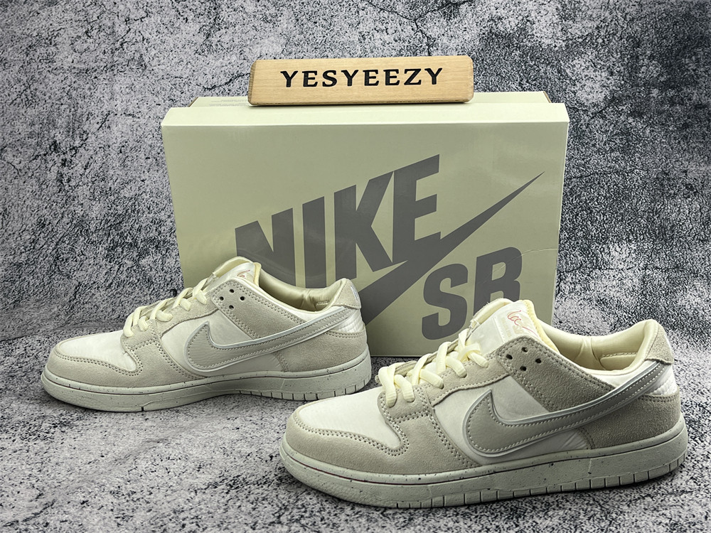 UA DUNK LOW PREMIUM SB 