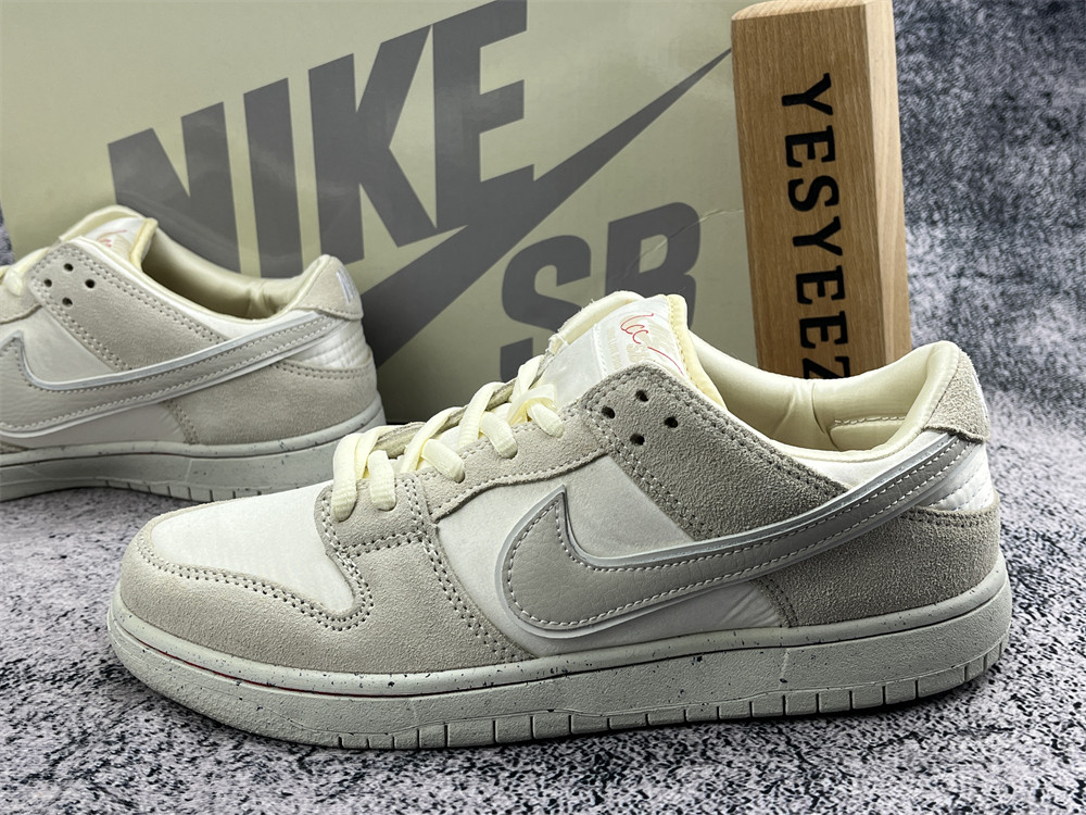 UA DUNK LOW PREMIUM SB 