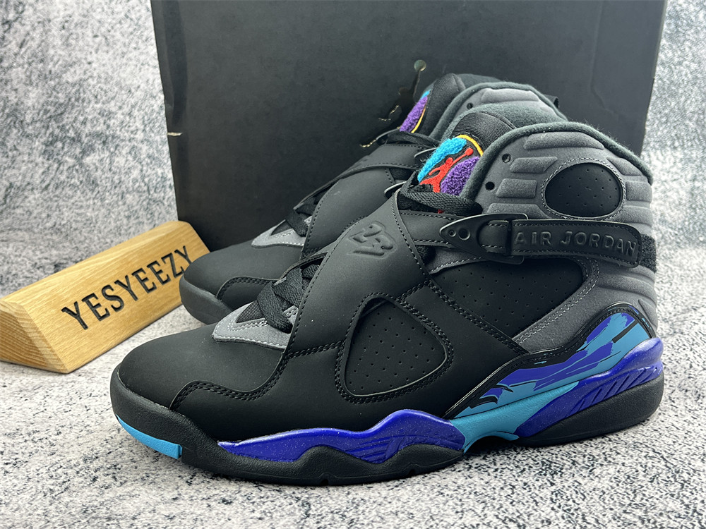 UA AIR JORDAN 8 RETRO 