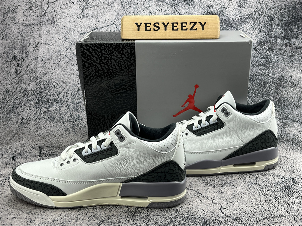 UA AIR JORDAN 3 RETRO 