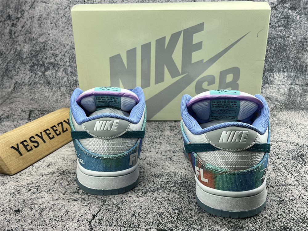 UA Nike SB Dunk Low Futura Laboratories Bleached Aqua