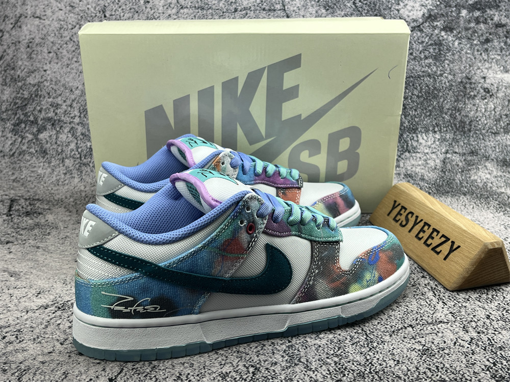 UA Nike SB Dunk Low Futura Laboratories Bleached Aqua