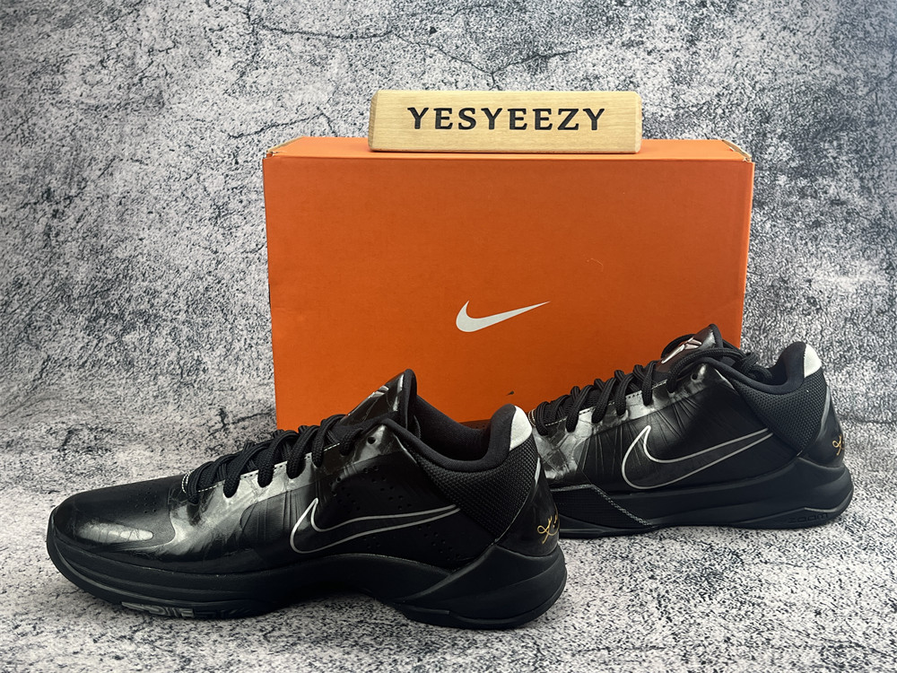 UA Nike Kobe 5 Blackout