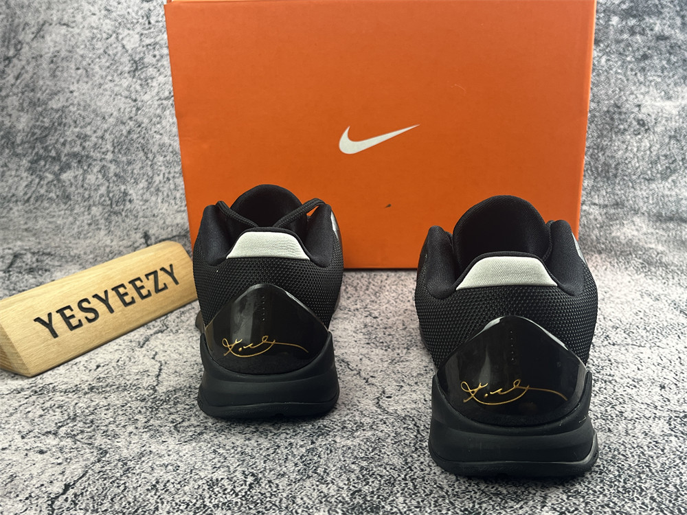 UA Nike Kobe 5 Blackout