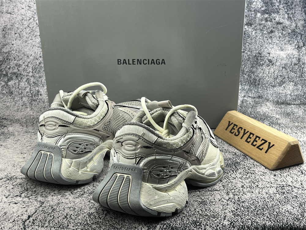 ua Ba1en*iaga stapler sneakers