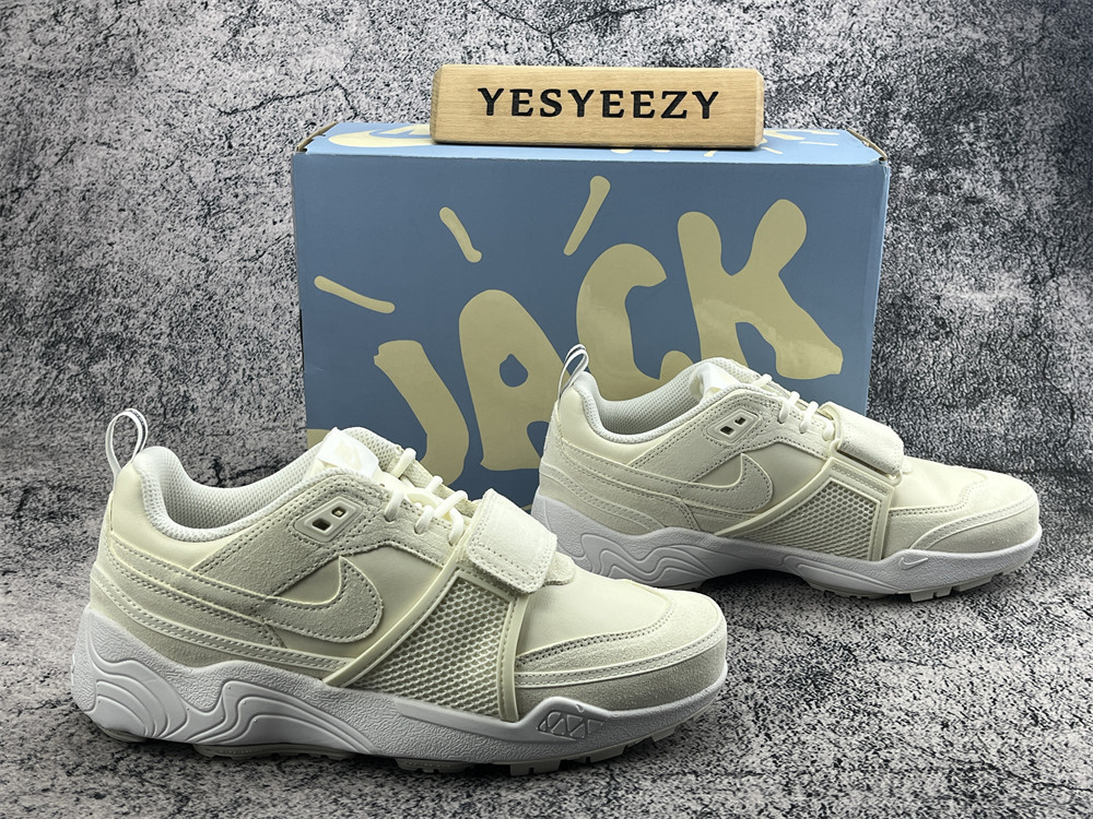 UA Nike Zoom Field Jaxx SP