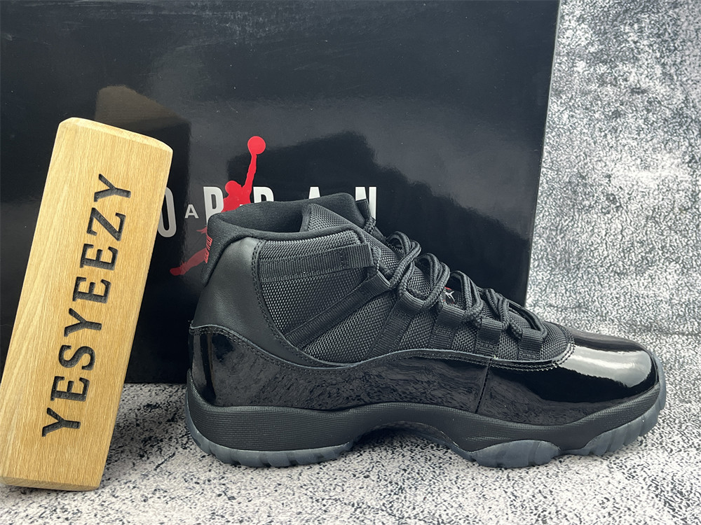UA Jordan 11 Retro