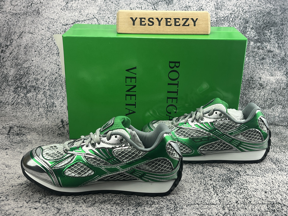 UA B0tt*ga Ven*ta Orbit Sneaker