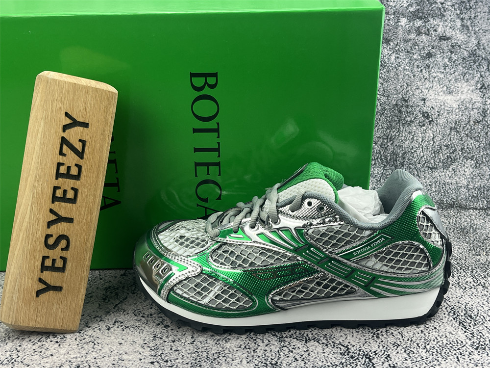 UA B0tt*ga Ven*ta Orbit Sneaker