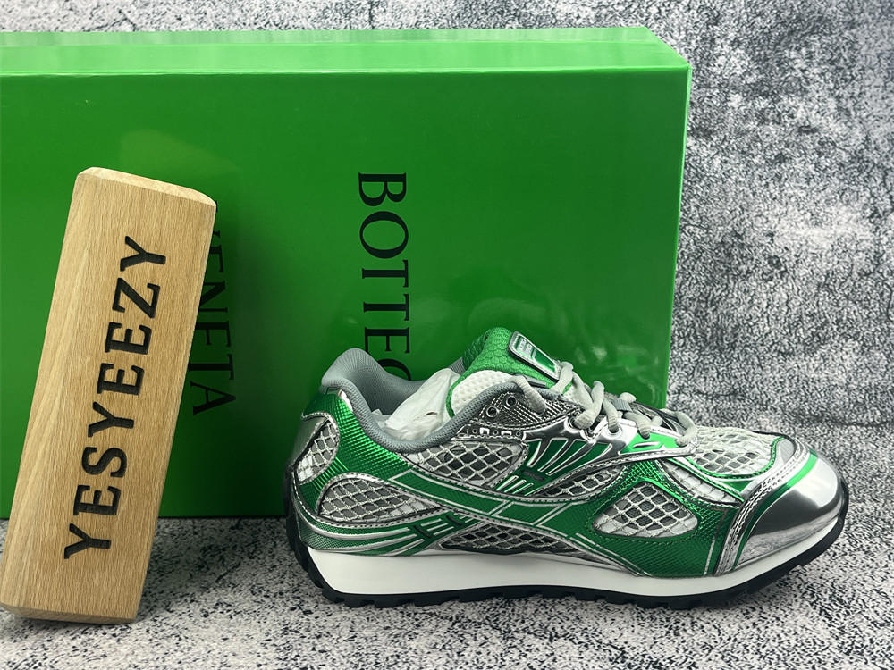 UA B0tt*ga Ven*ta Orbit Sneaker