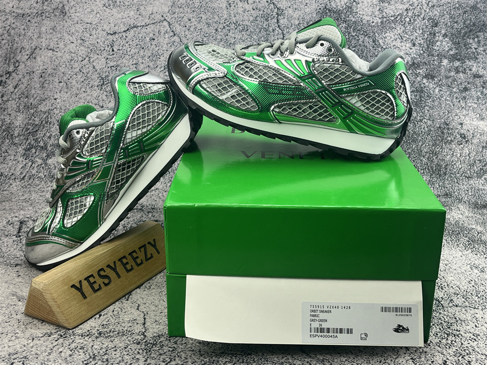 UA B0tt*ga Ven*ta Orbit Sneaker