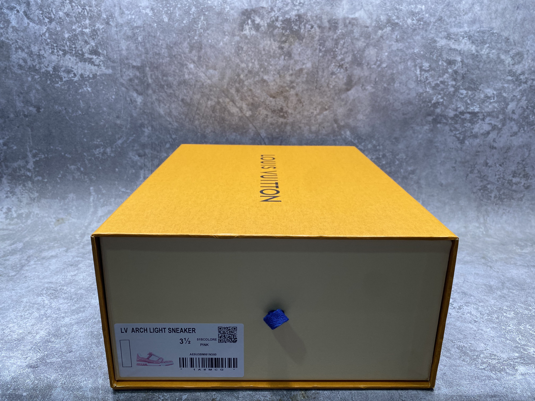 UA LV trainer Sneakers