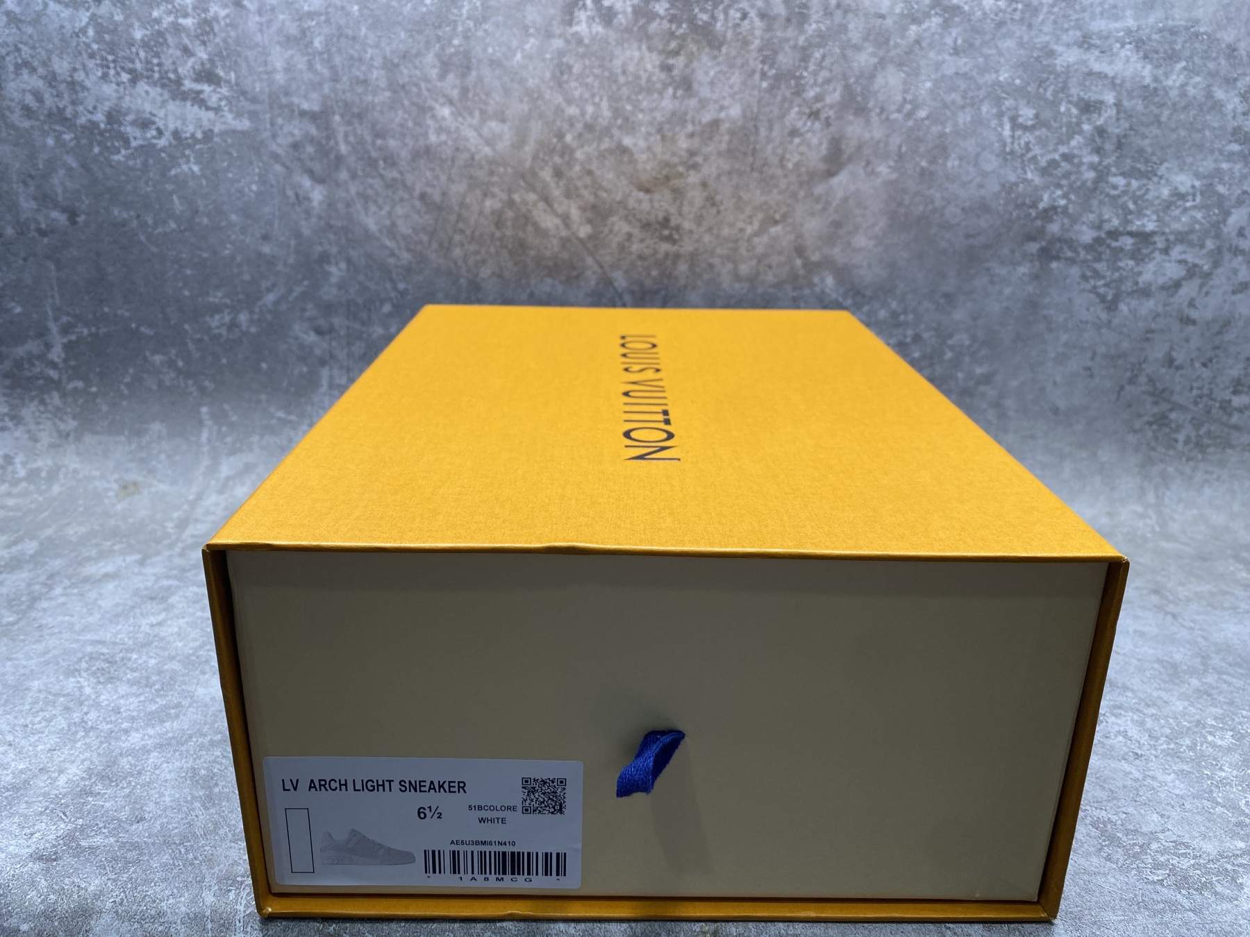 UA LV trainer Sneakers