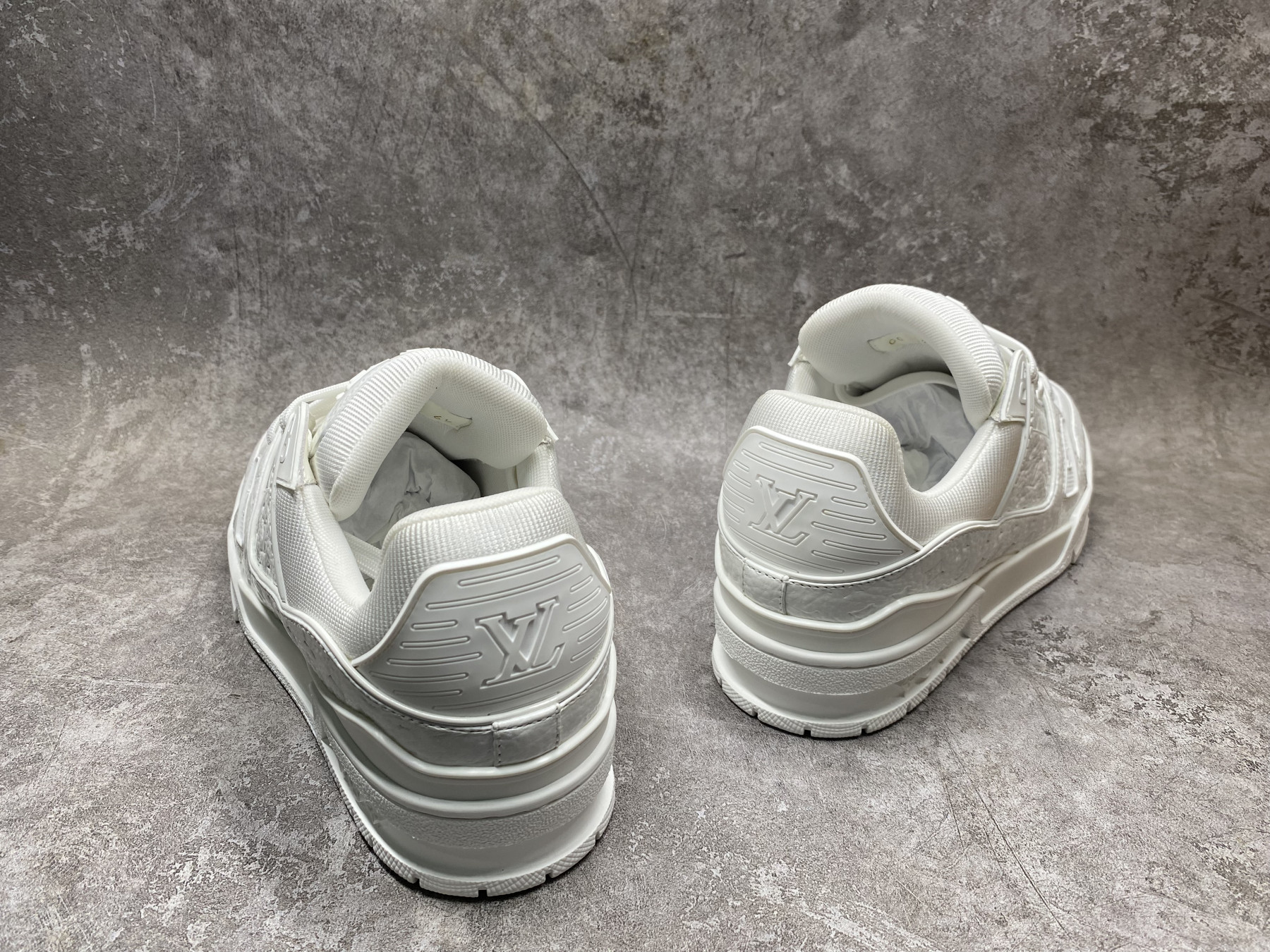 UA LV trainer Sneakers