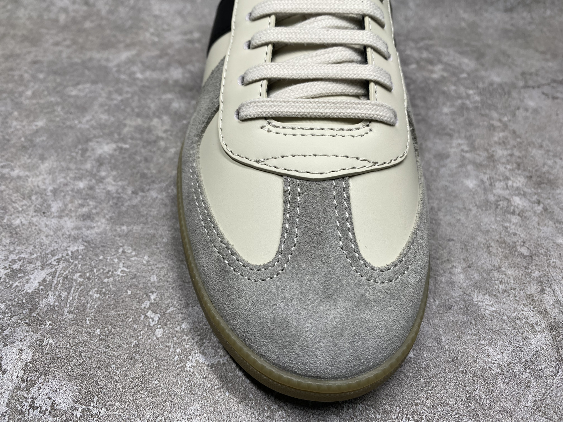 UA D10r B01 Matchpoint Sneaker