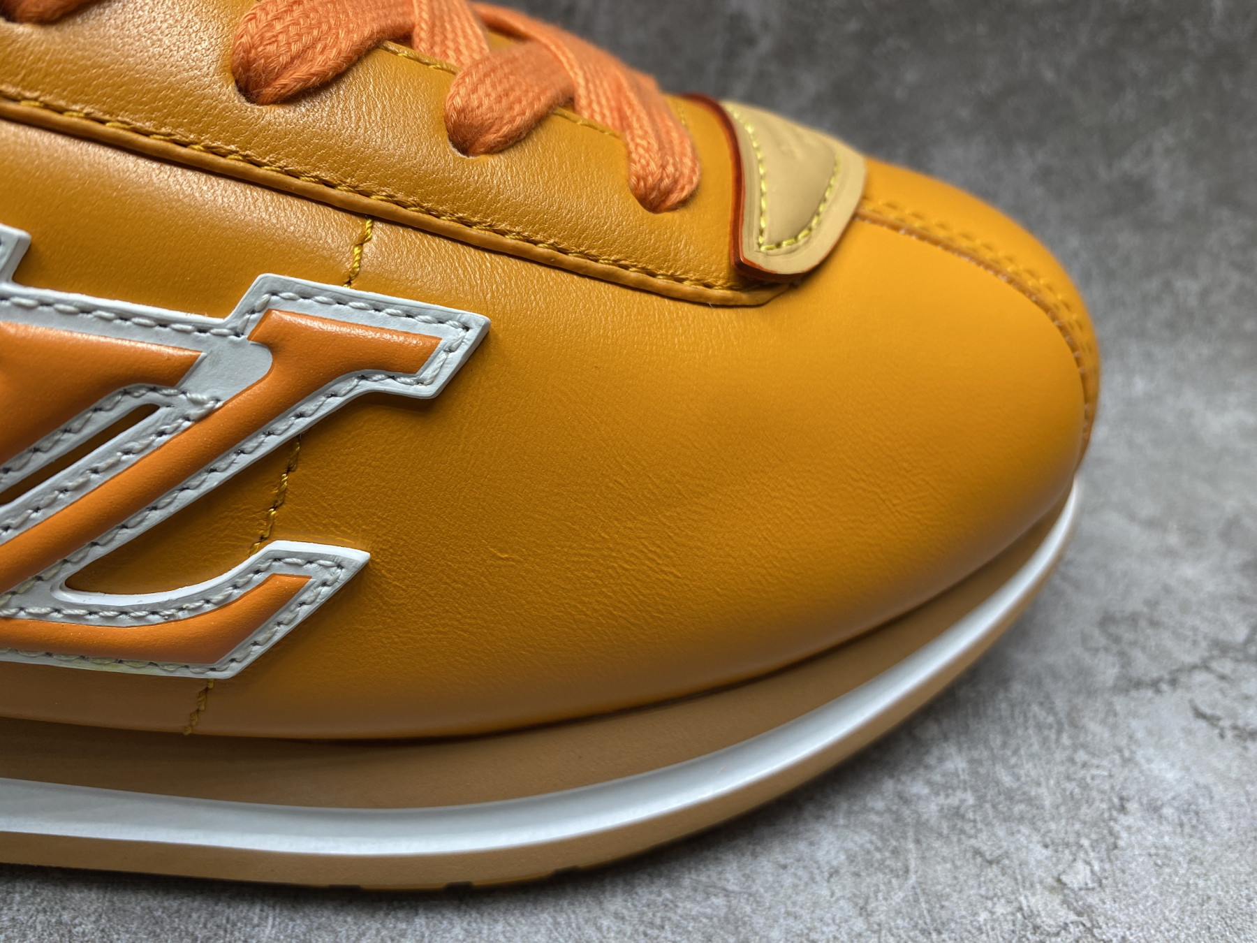 LV BUTTERSOFT Sneaker