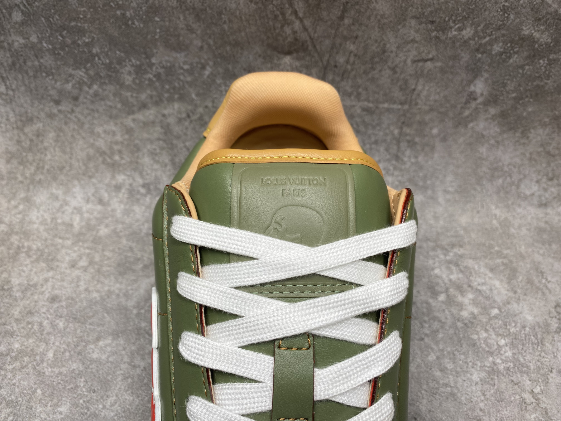 LV BUTTERSOFT Sneaker