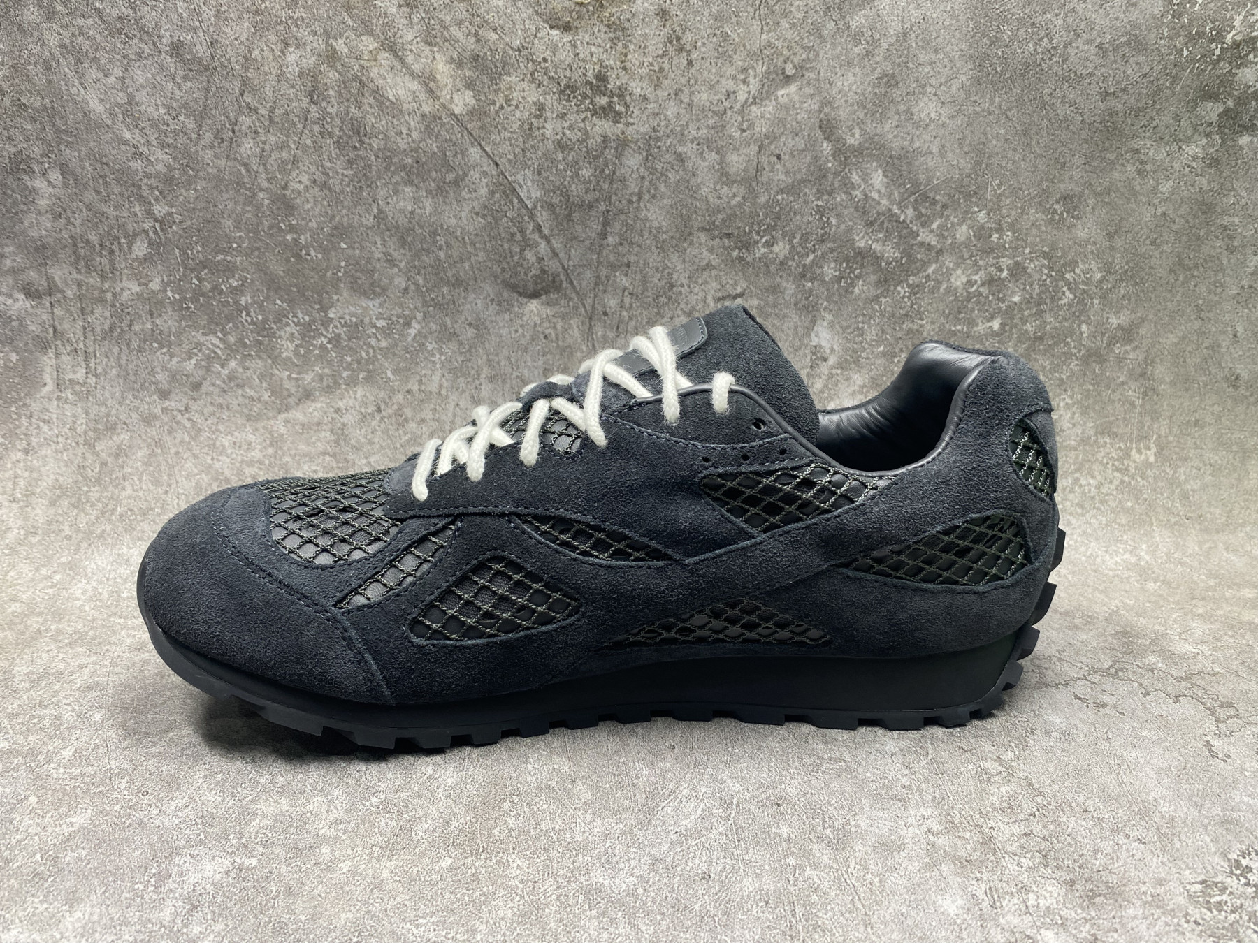 UA B0tt*ga Ven*ta Orbit Sneaker