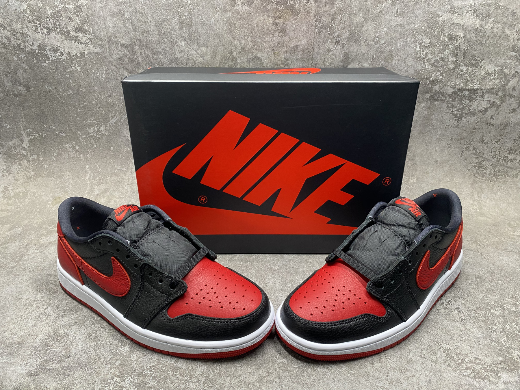 UA Air Jordan 1 Retro Low OG
