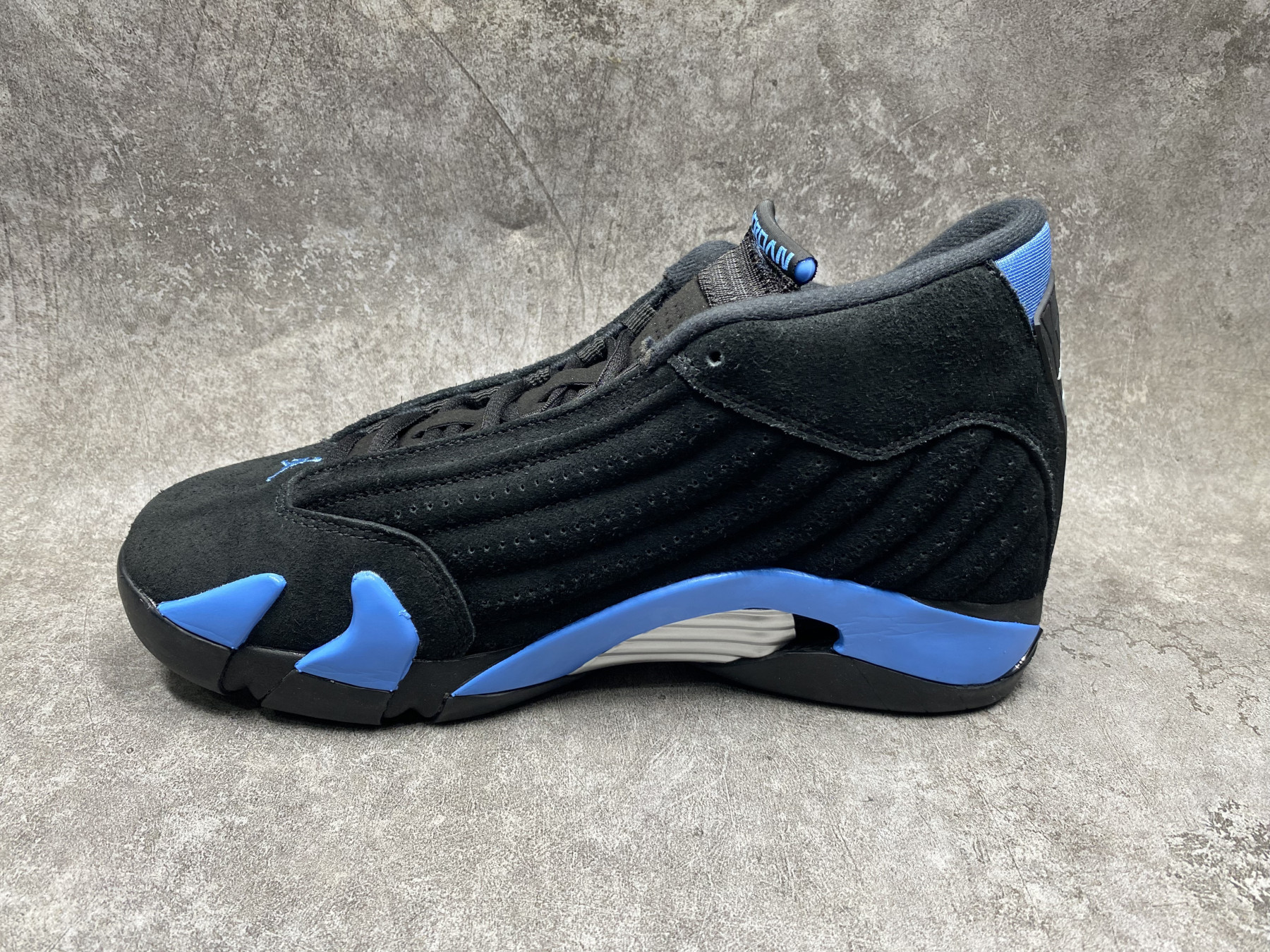 UA AIR Jordan 14 Retro