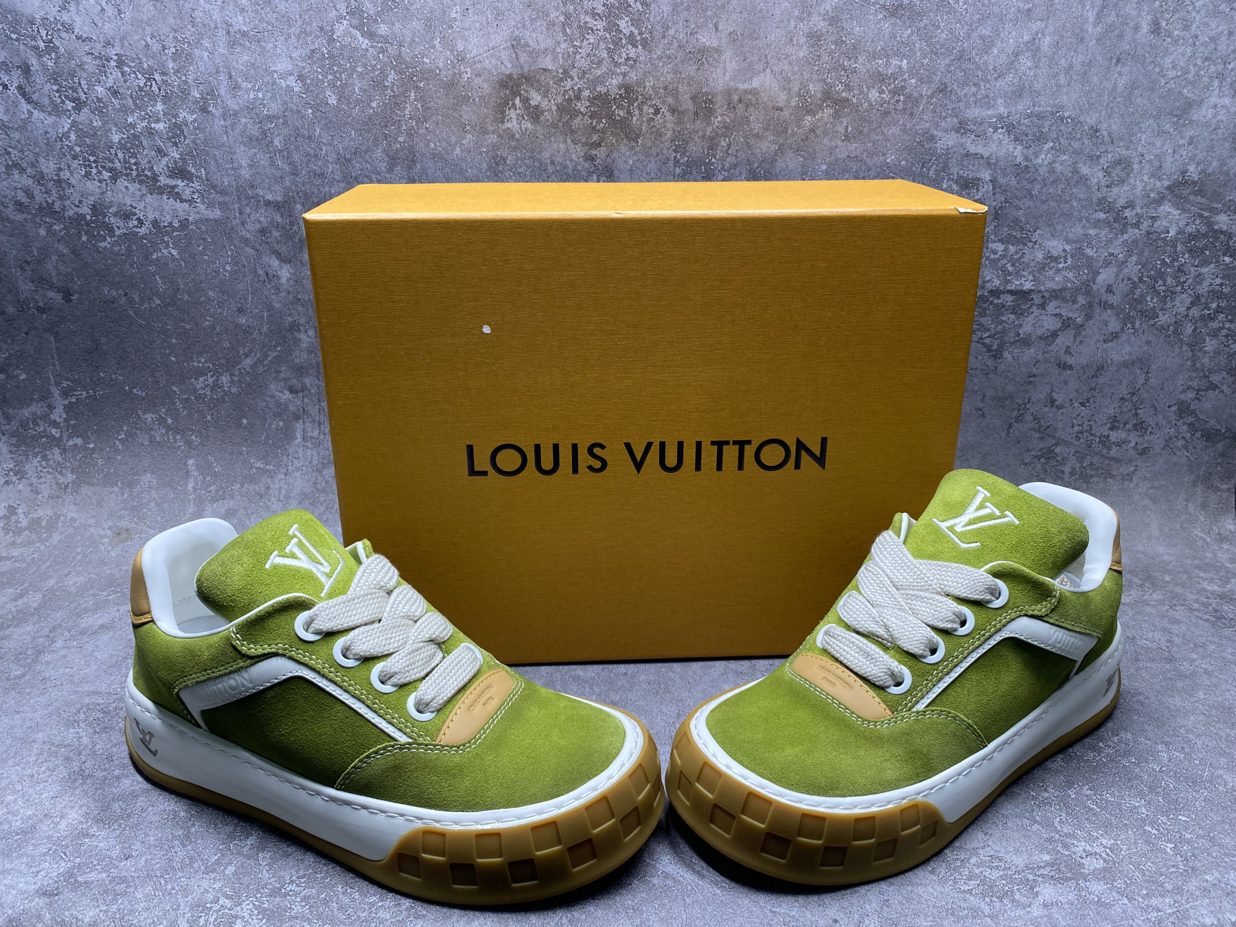 UA LV Tilted Sneaker