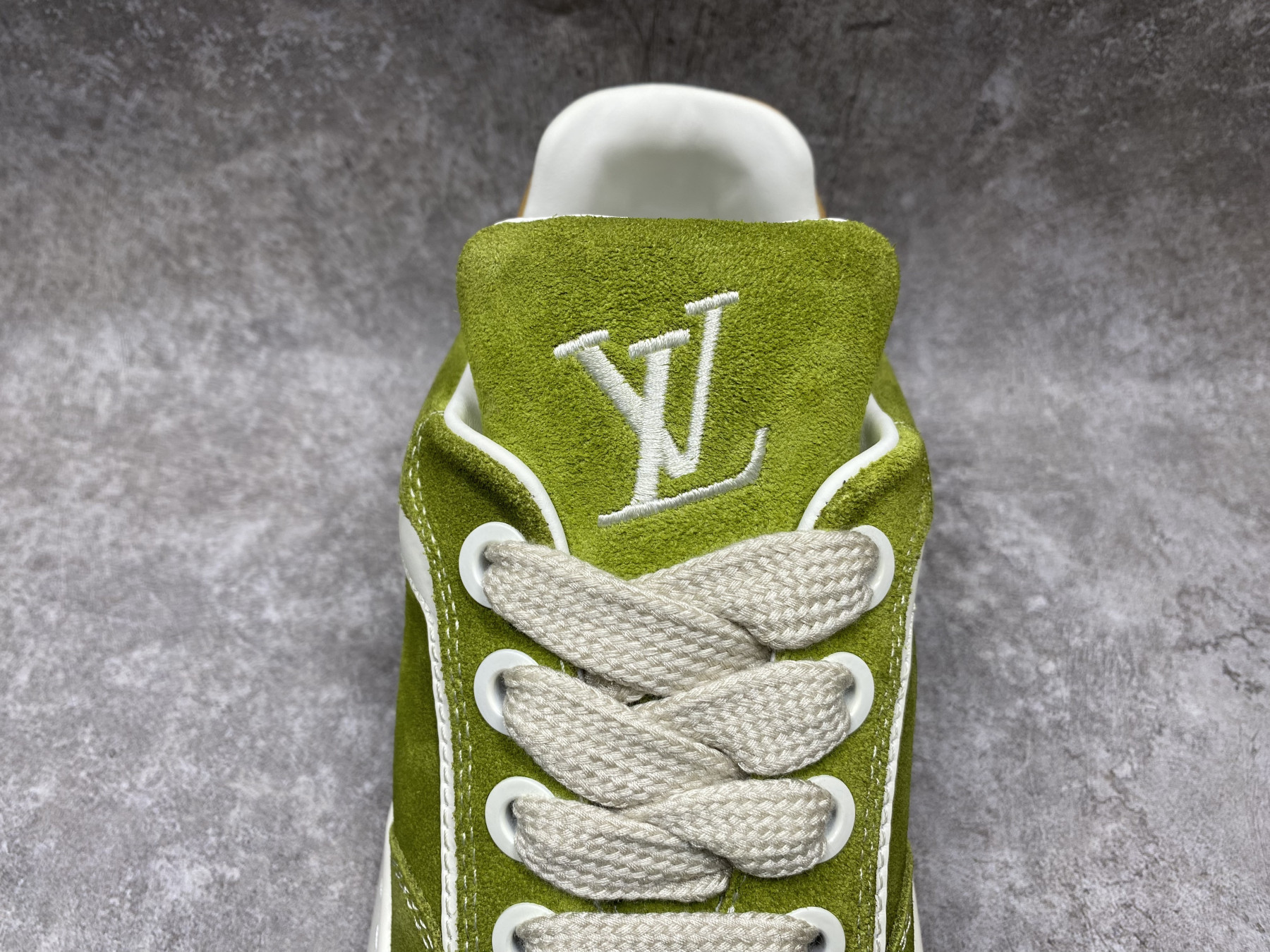 UA LV Tilted Sneaker
