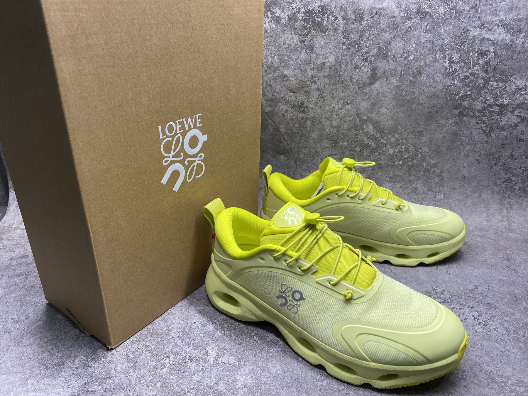 UA L0ew* x On Cloudtilt sneaker