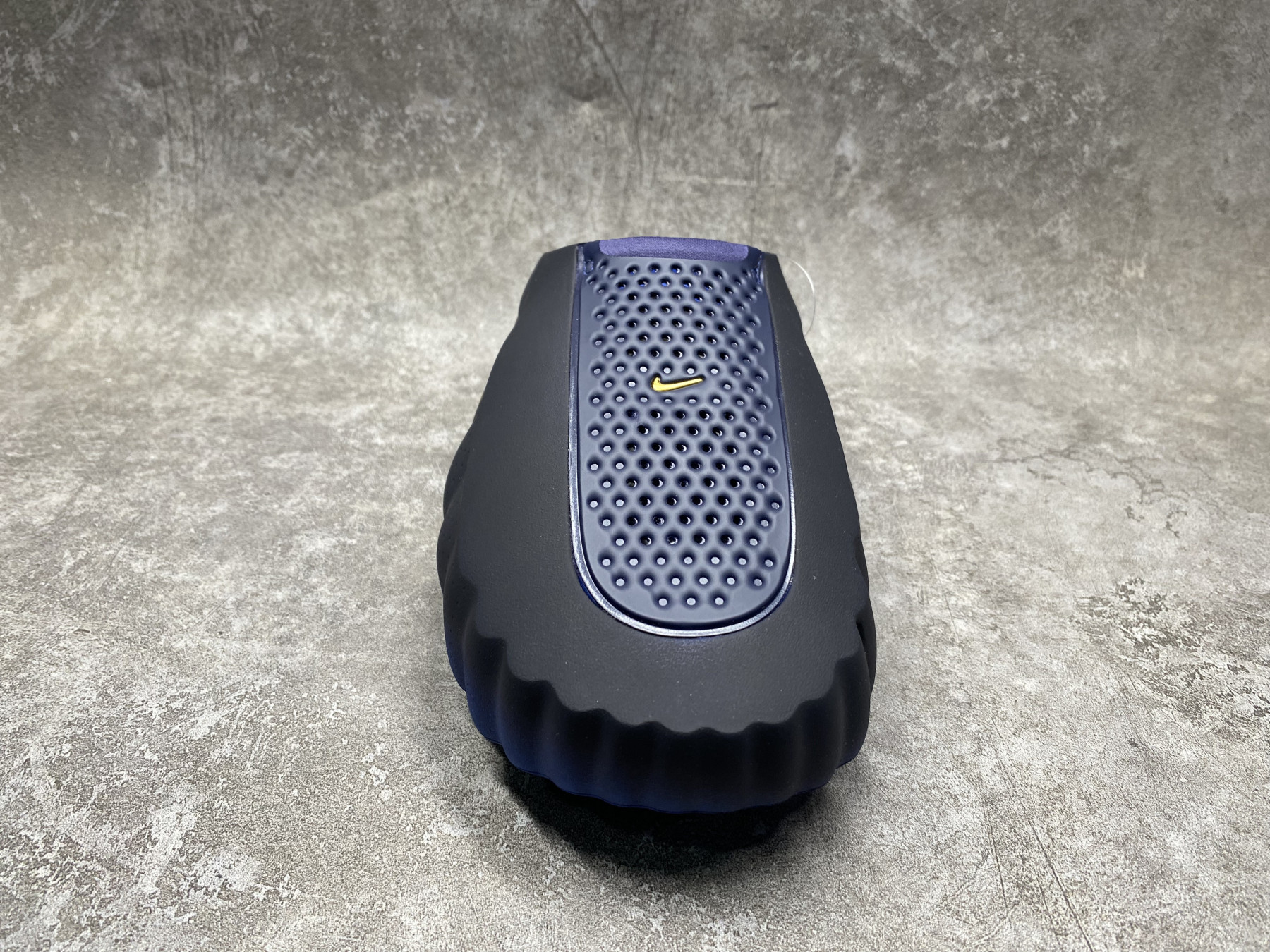Nike Mind 001 Slide (Runs one size small)