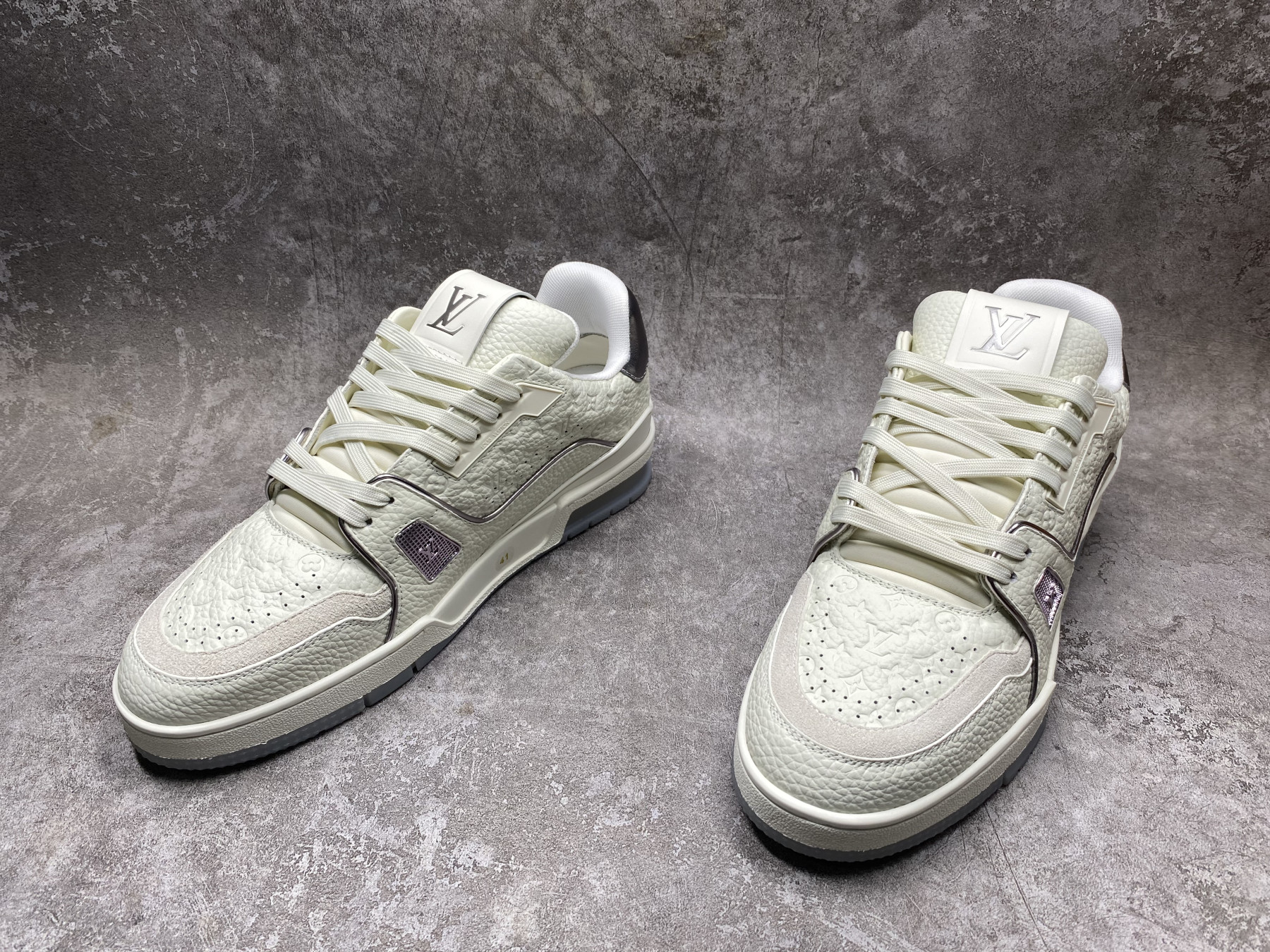 UA LV trainer Sneakers